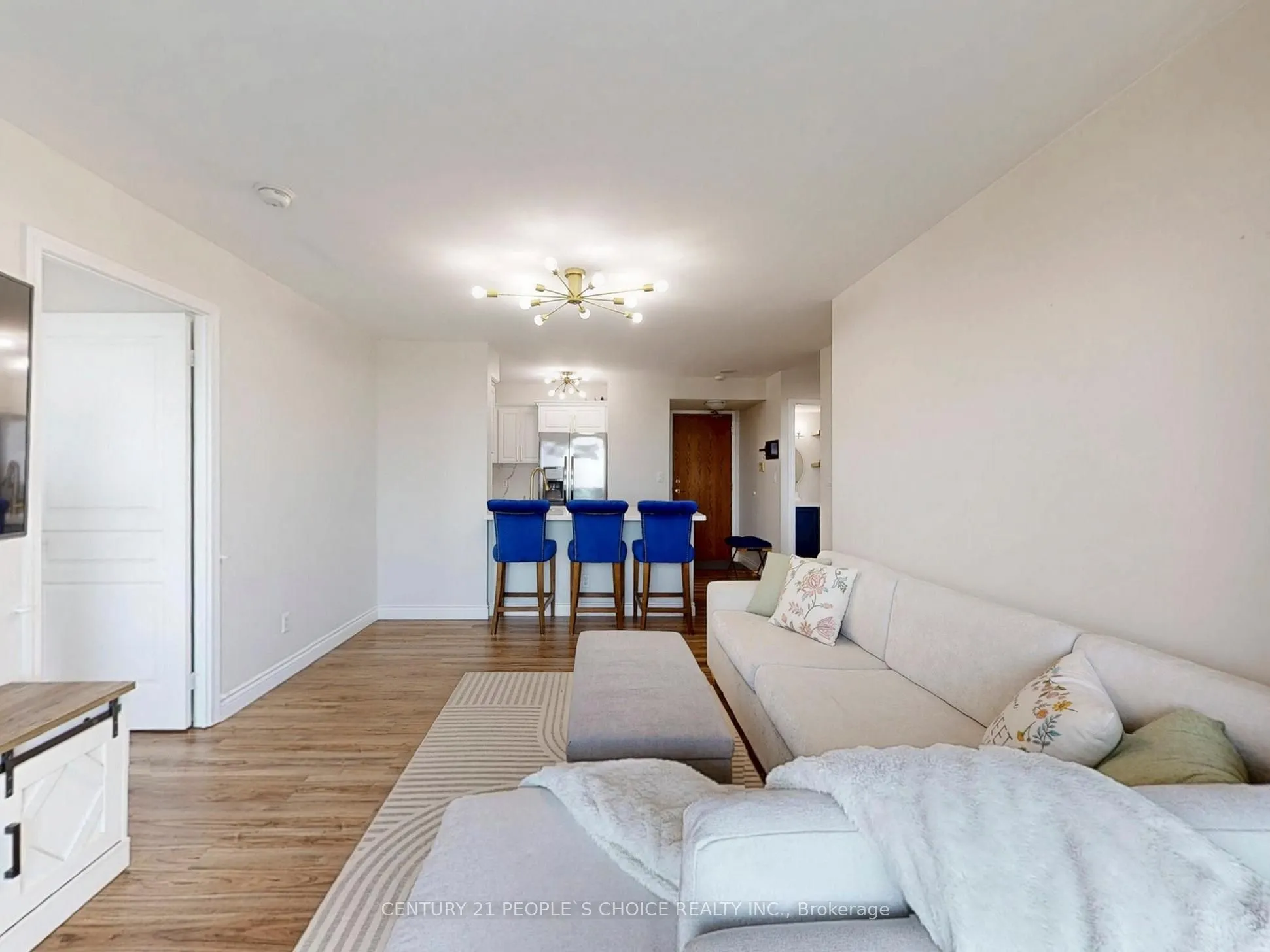 4879 Kimbermount Avenue, #1107