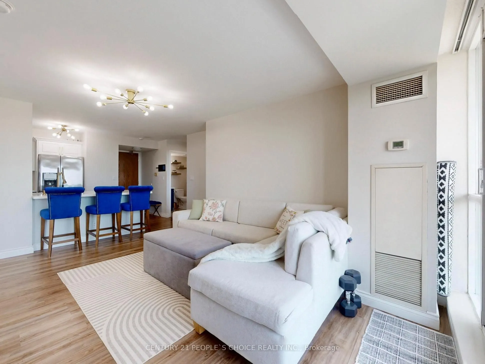4879 Kimbermount Avenue, #1107