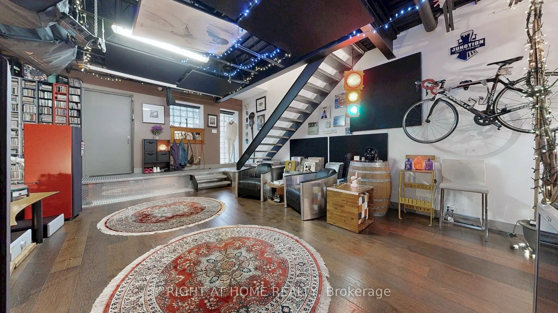 2400 St Clair Avenue W