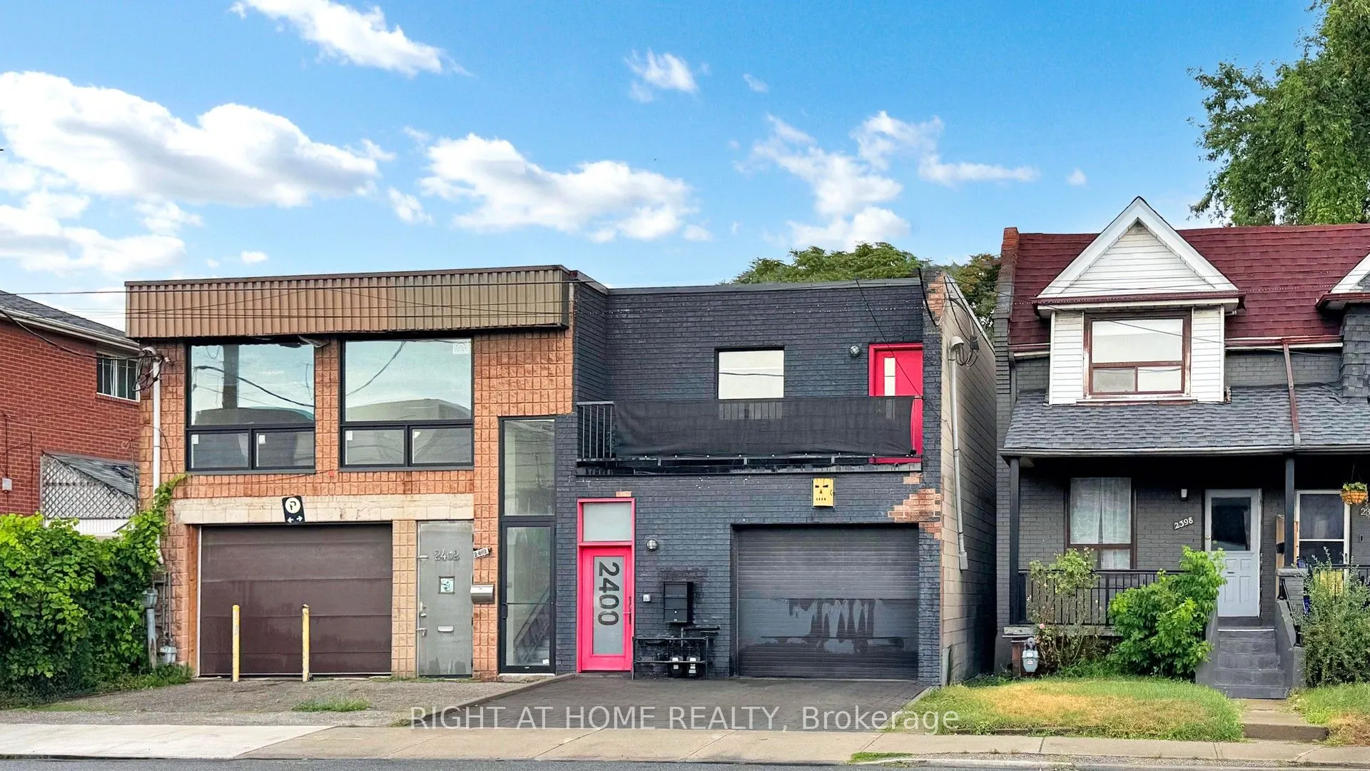 2400 St Clair Avenue W