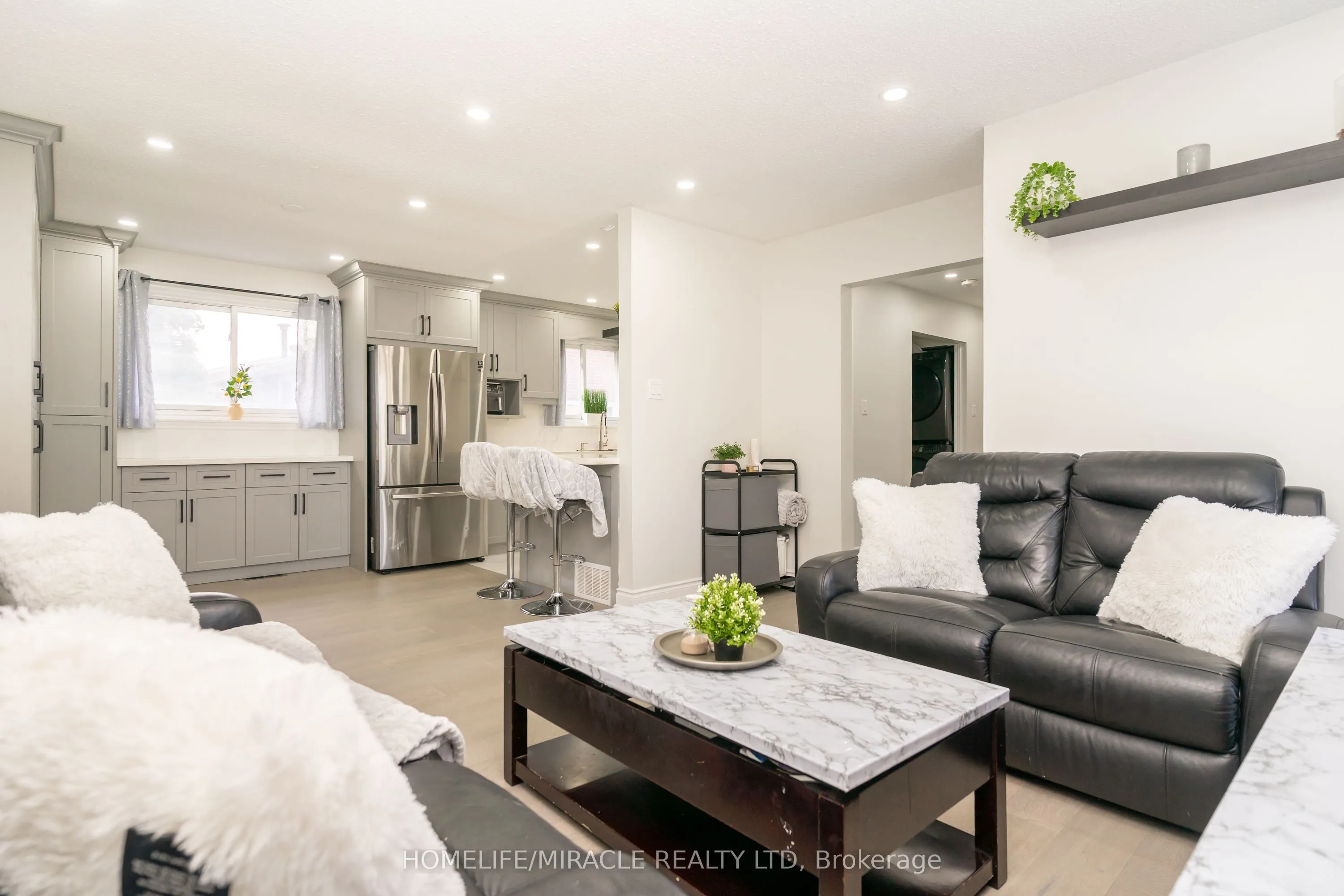 5 Finsbury Drive