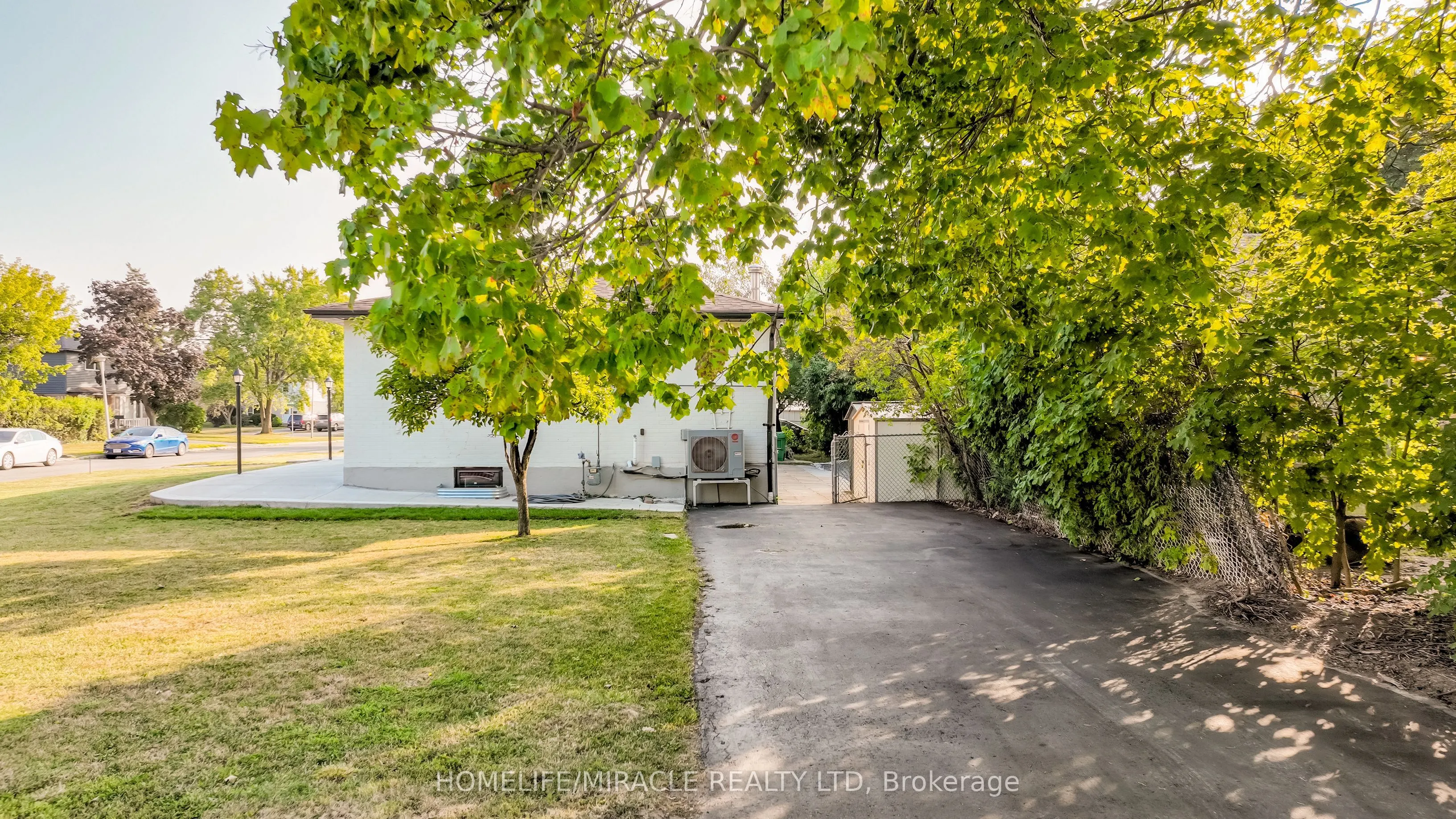 5 Finsbury Drive
