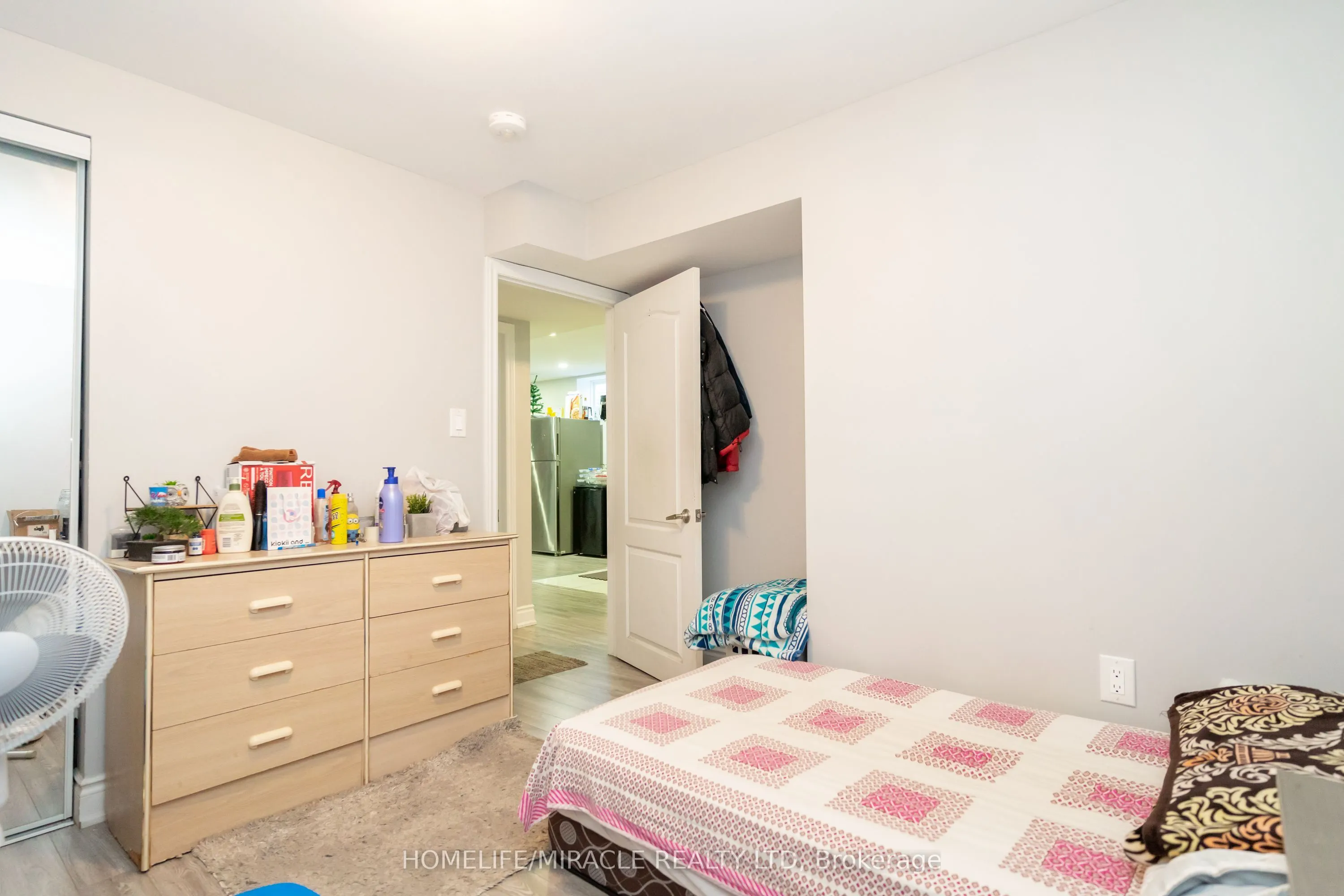 5 Finsbury Drive