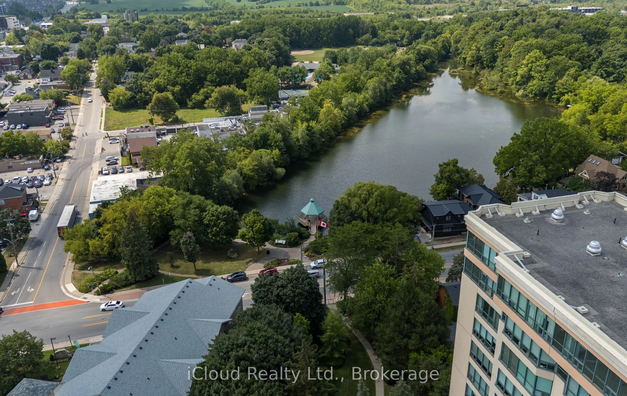 100 MILLSIDE Drive, #206
