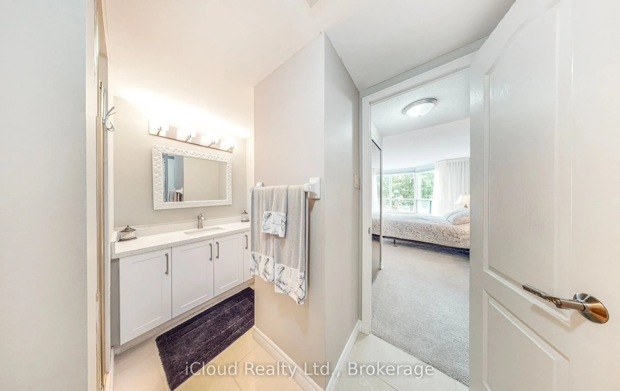 100 MILLSIDE Drive, #206