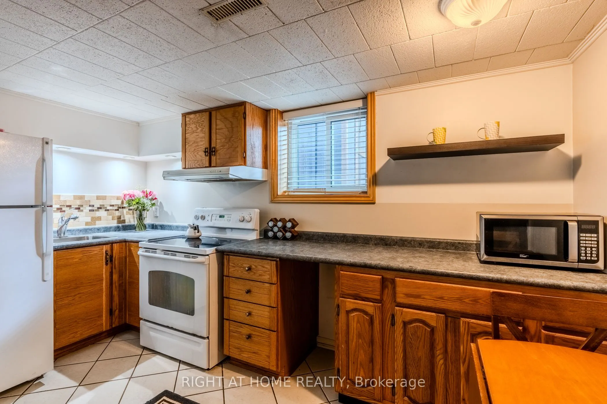 2 Prince Charles Drive