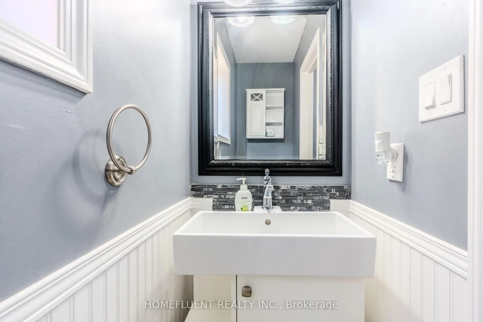 1178 Bonin Crescent