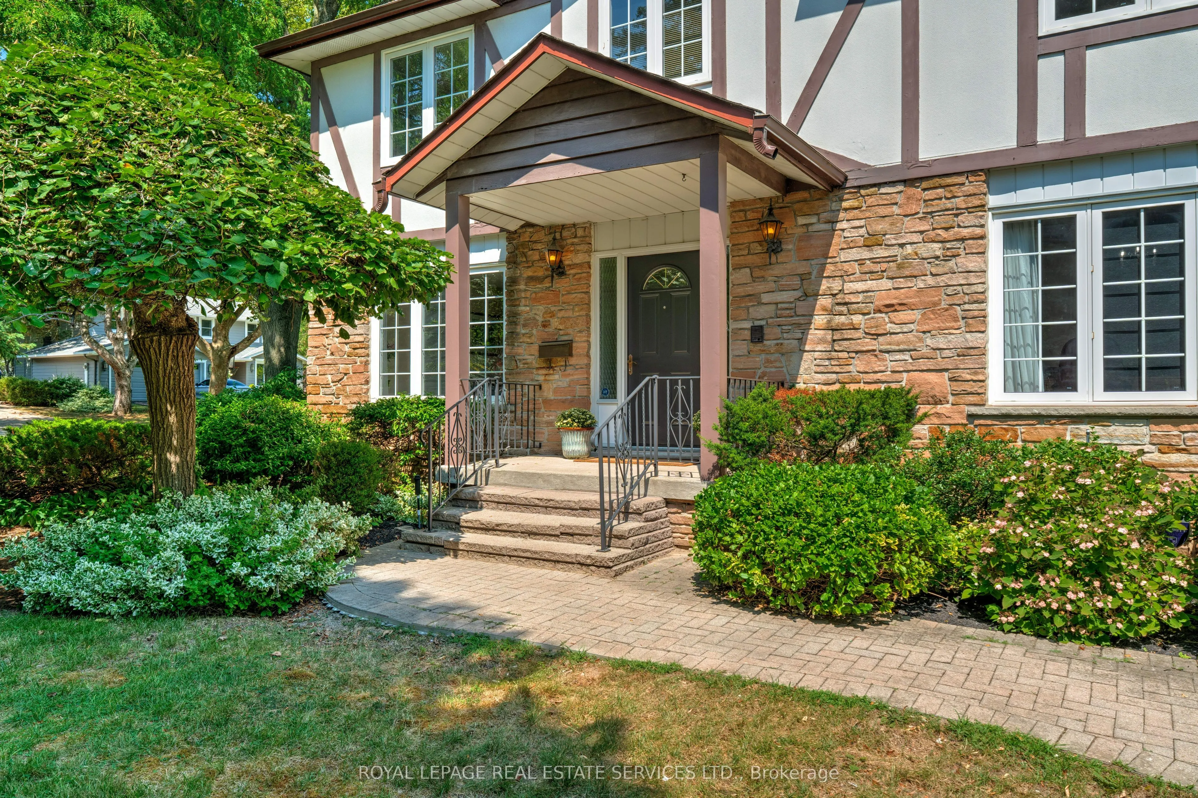 65 Cameo Street