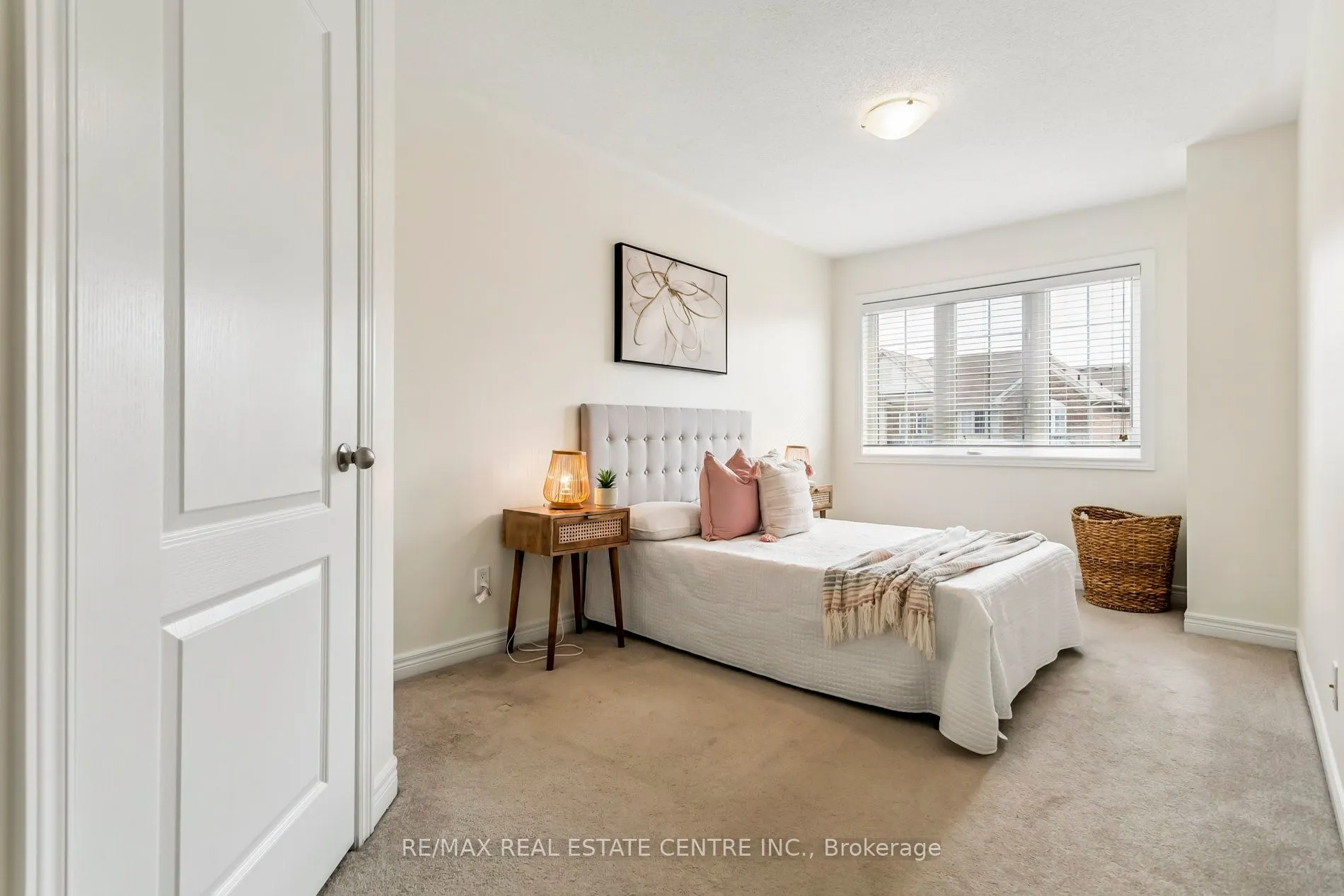 856 Miltonbrook Crescent