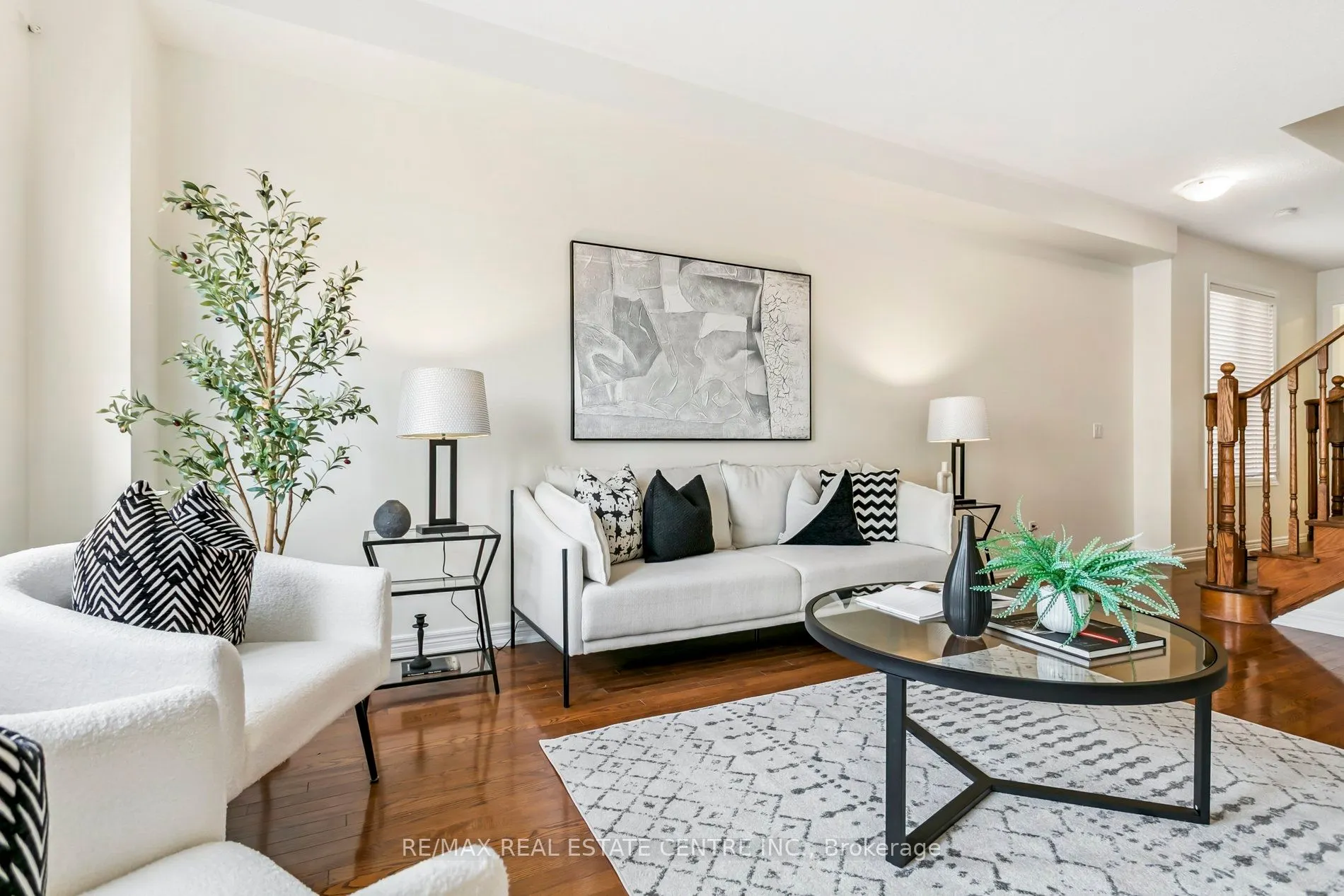 856 Miltonbrook Crescent
