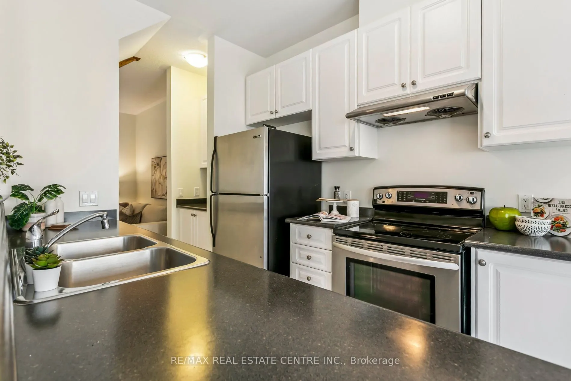 856 Miltonbrook Crescent