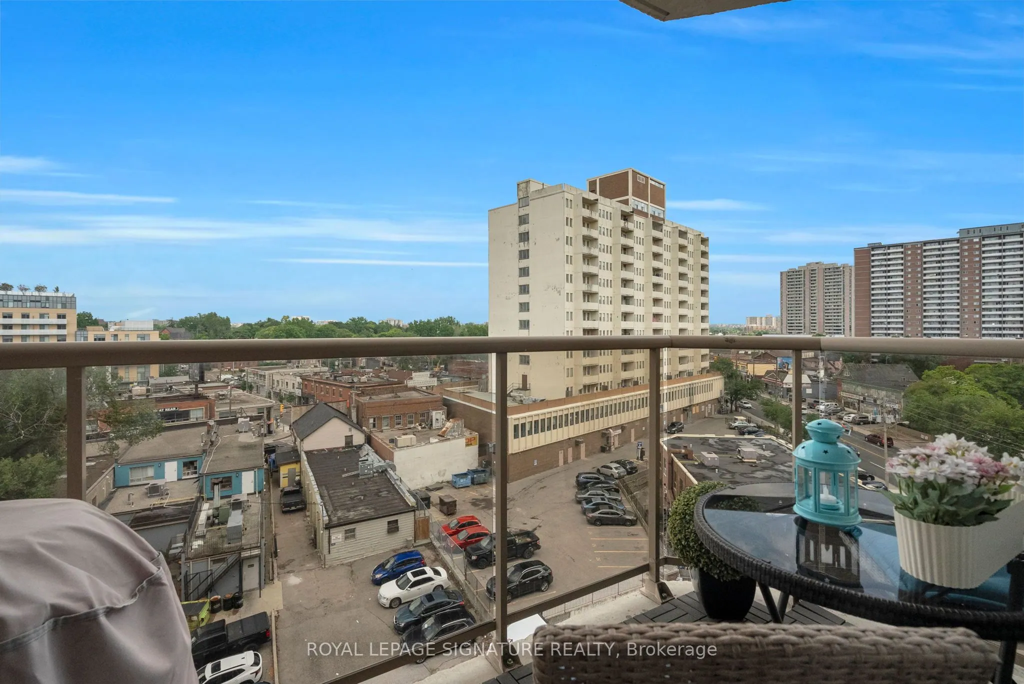 2088 Lawrence Avenue W, #814