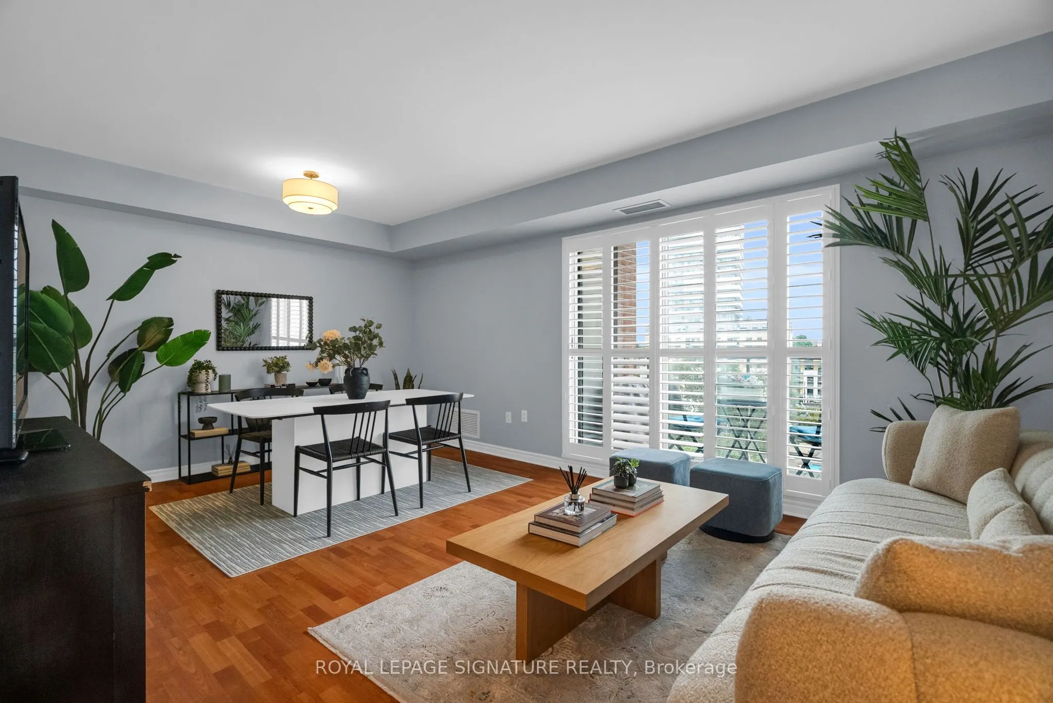 2088 Lawrence Avenue W, #814