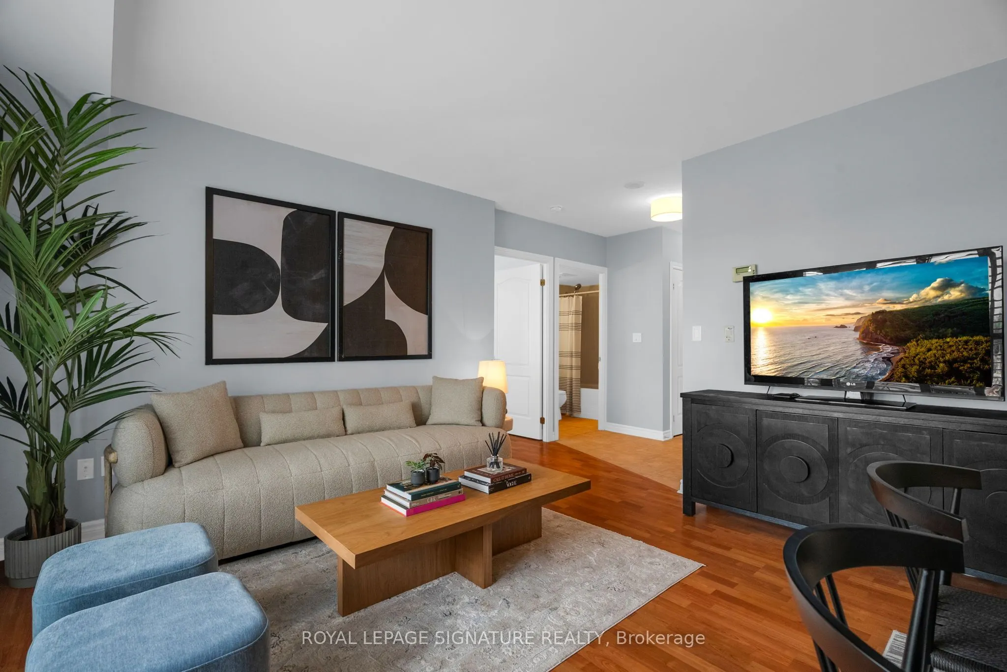 2088 Lawrence Avenue W, #814