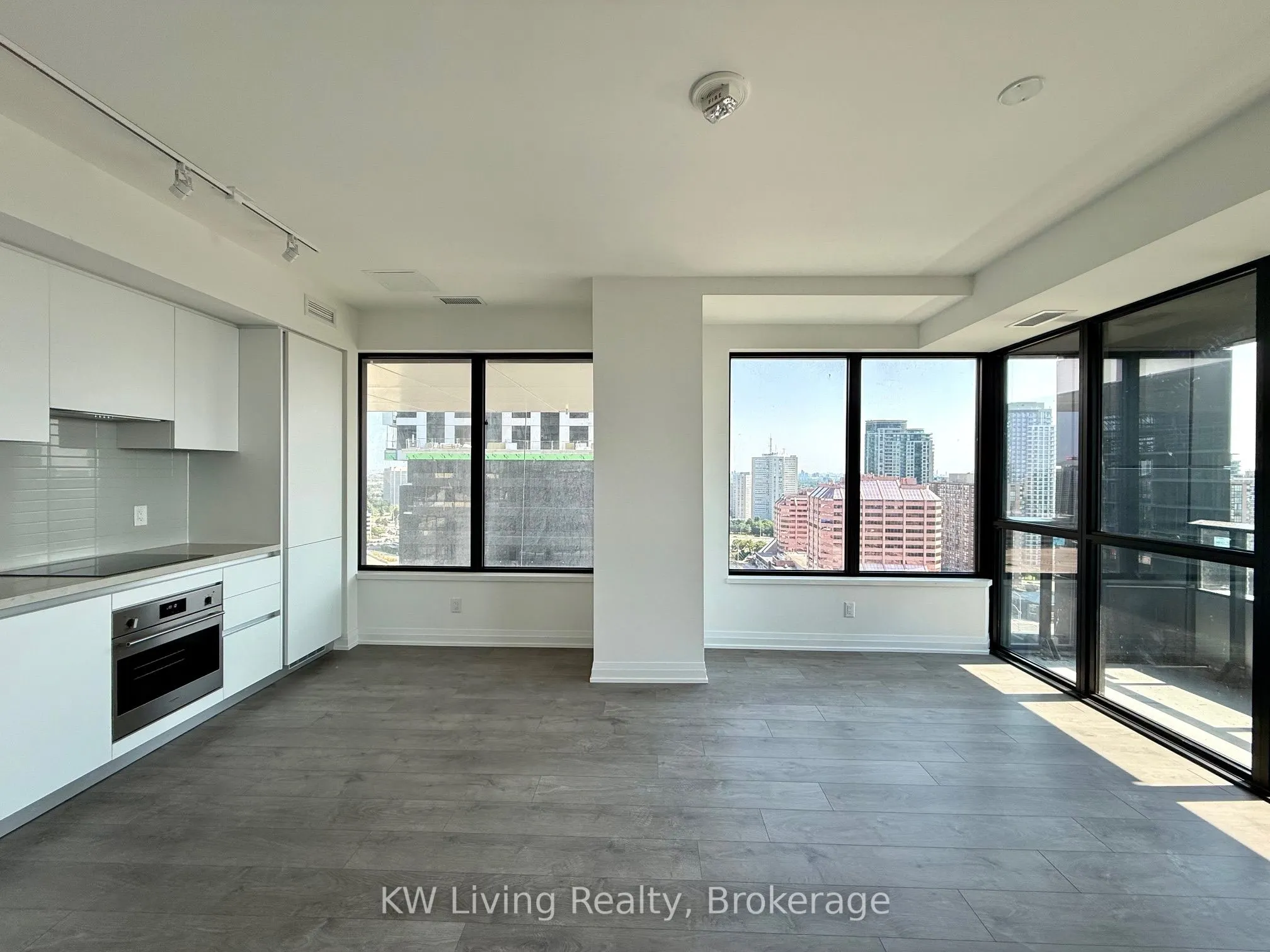 4015 The Exchange, #1802