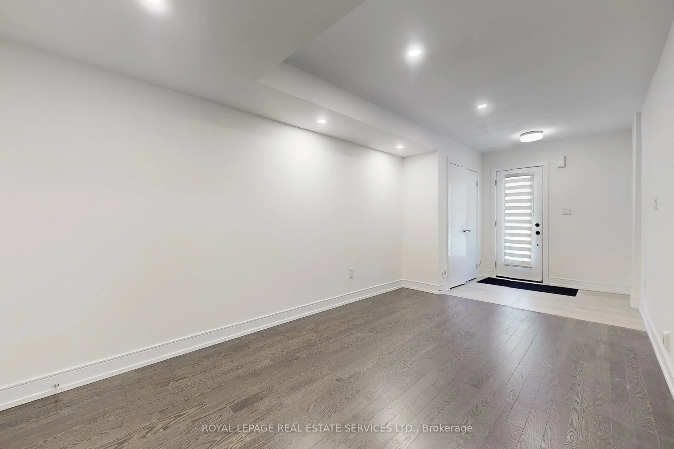 1329 Clarriage Court