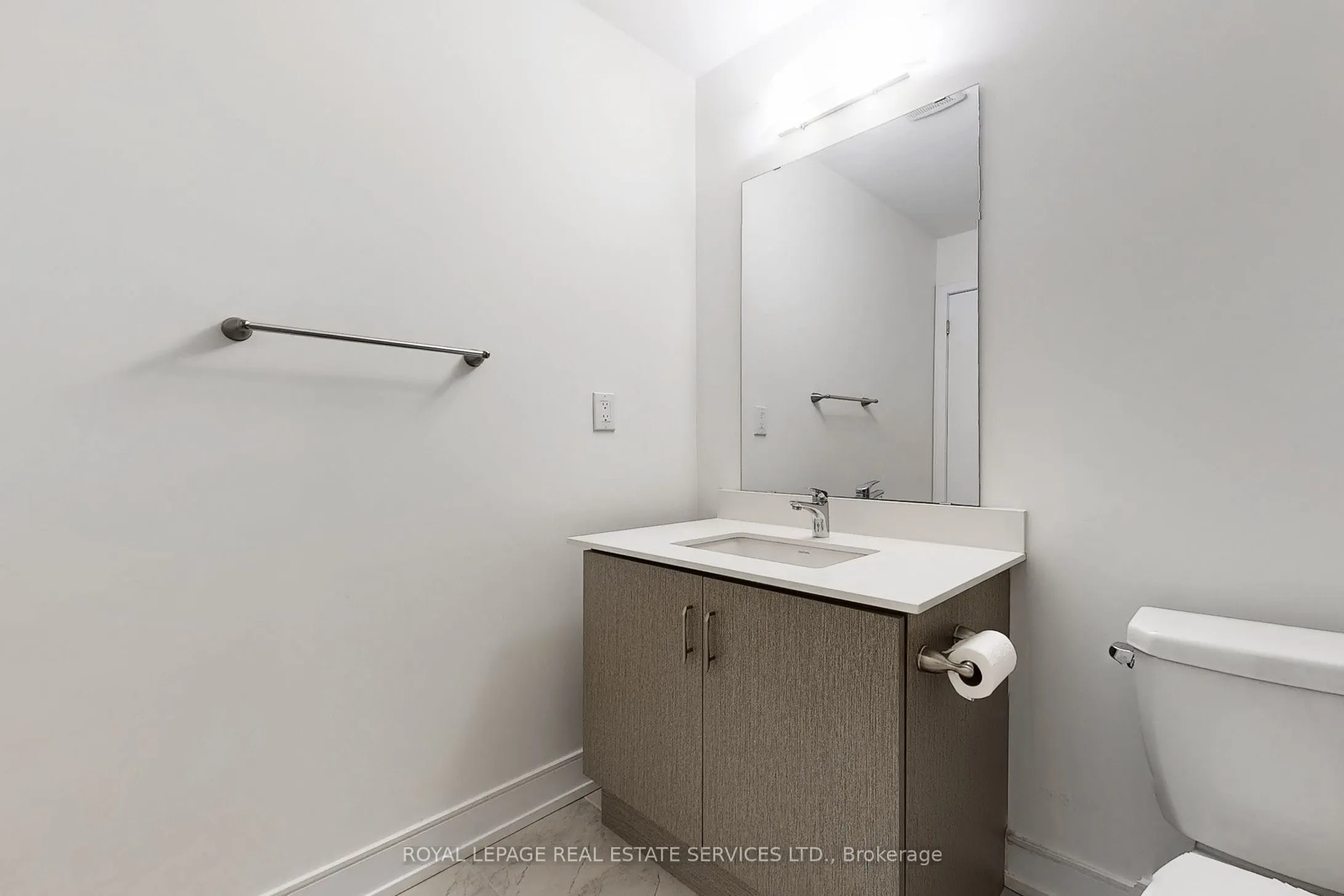 1329 Clarriage Court