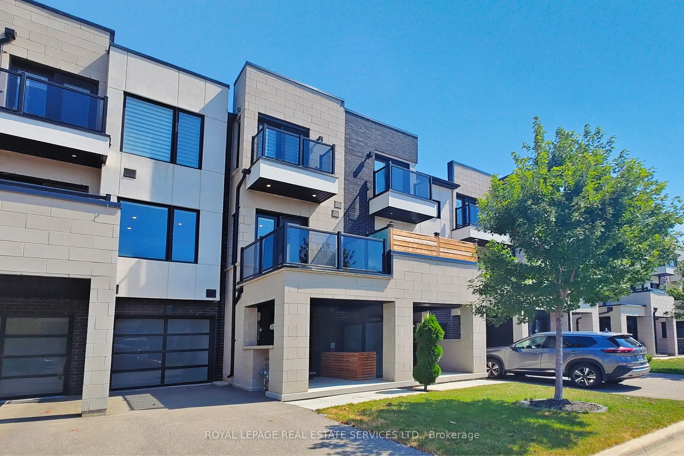 1329 Clarriage Court