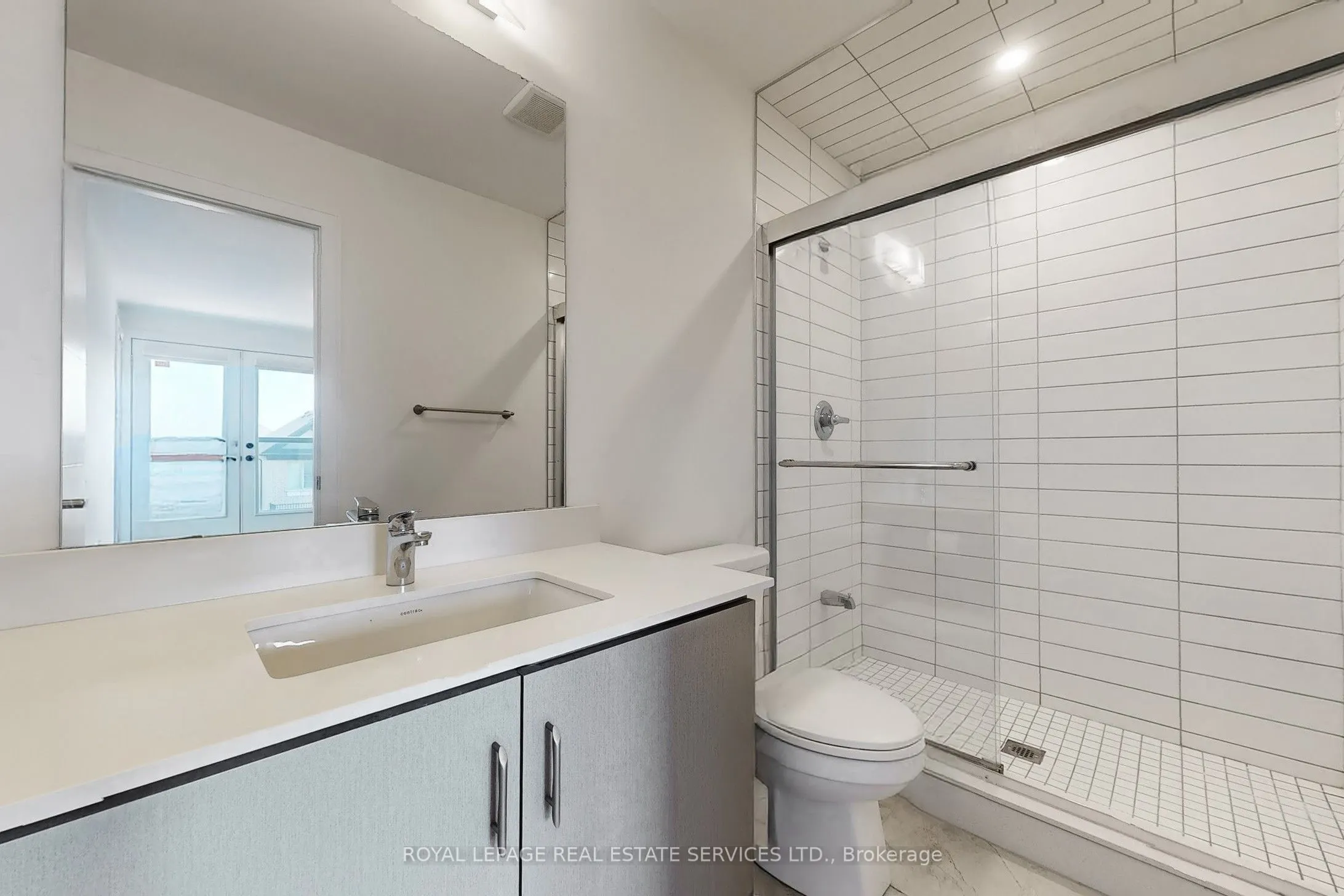 1329 Clarriage Court