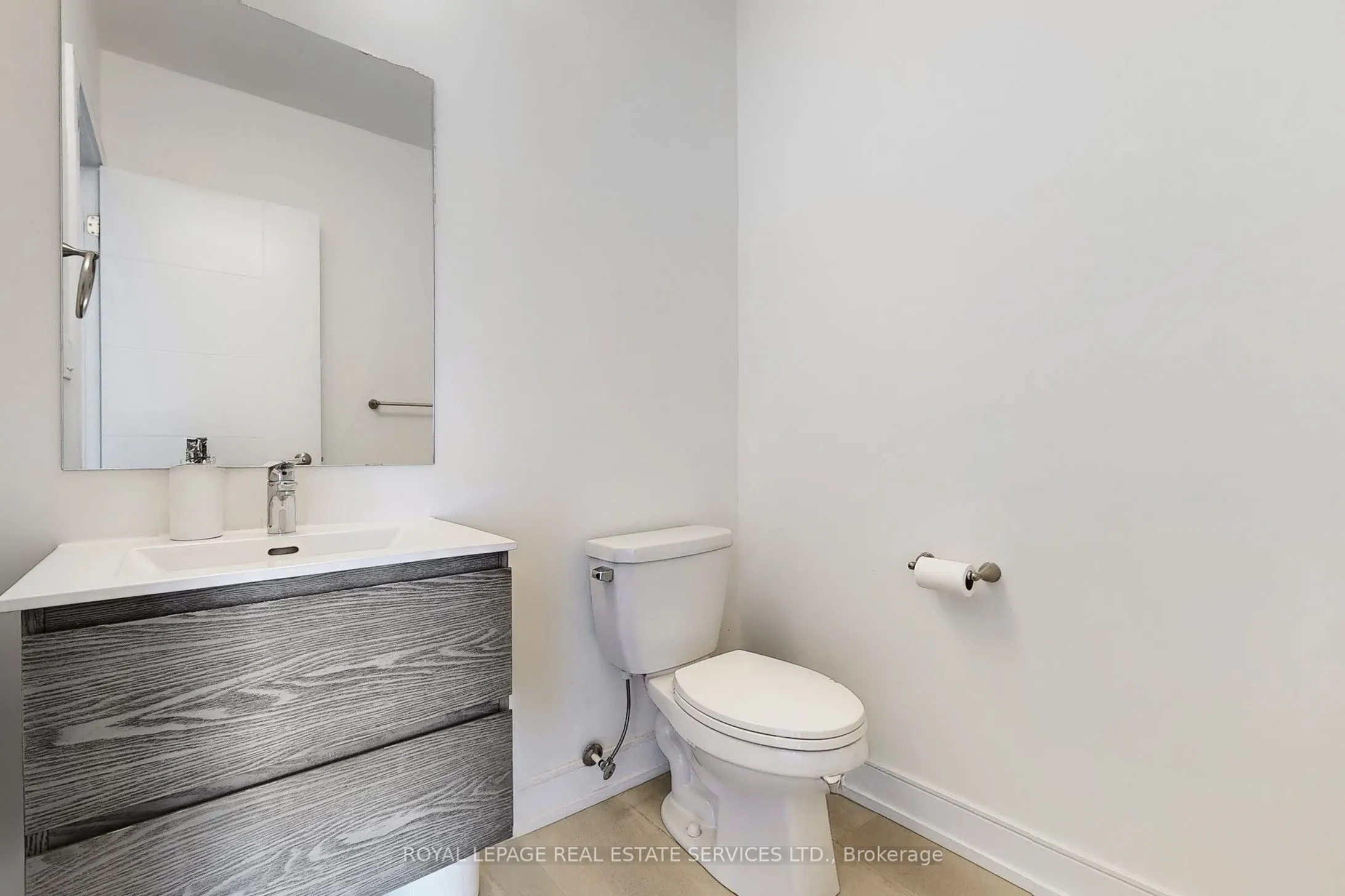 1329 Clarriage Court