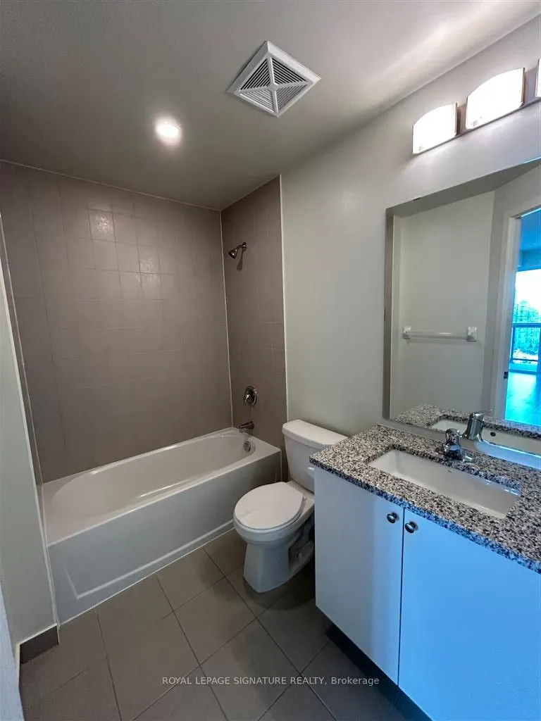 38 Annie Craig Drive, #2806