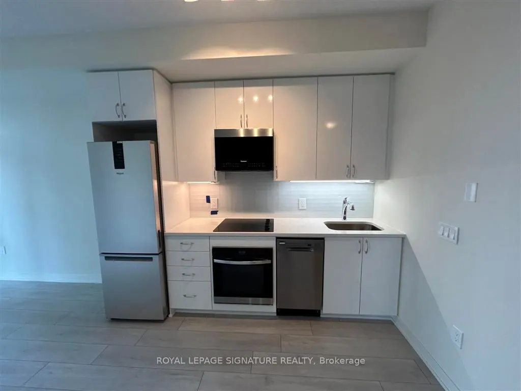 38 Annie Craig Drive, #2806