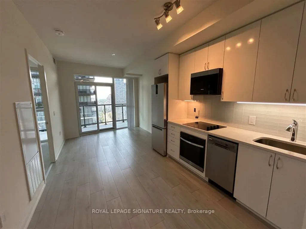 38 Annie Craig Drive, #2806