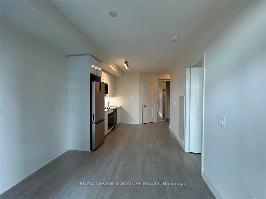 38 Annie Craig Drive, #2806