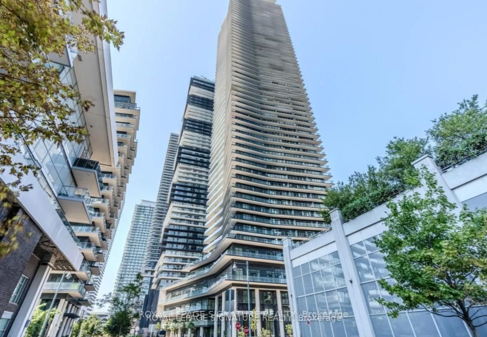 38 Annie Craig Drive, #2806