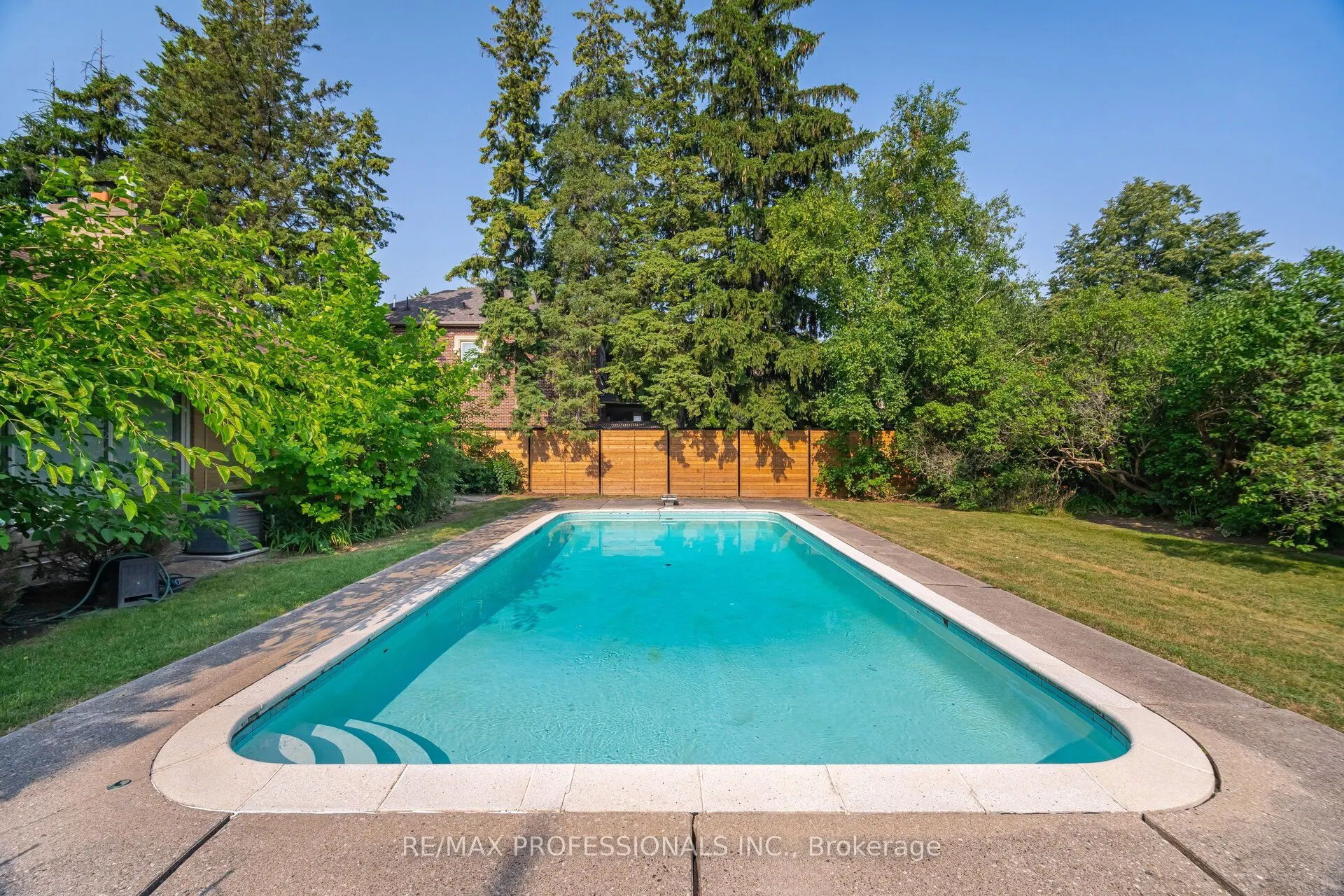 55 Bywood Drive
