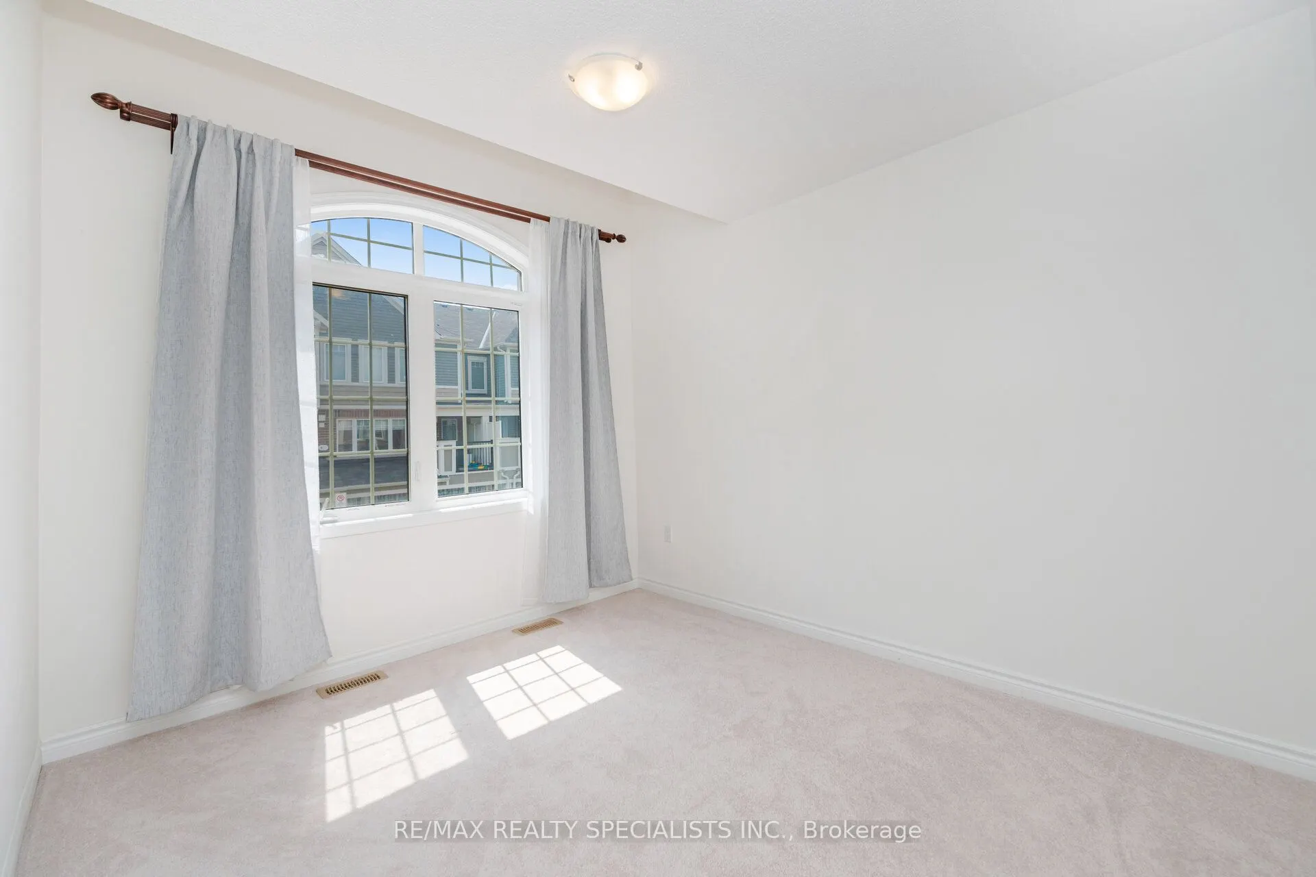 1000 Asleton Boulevard, #128