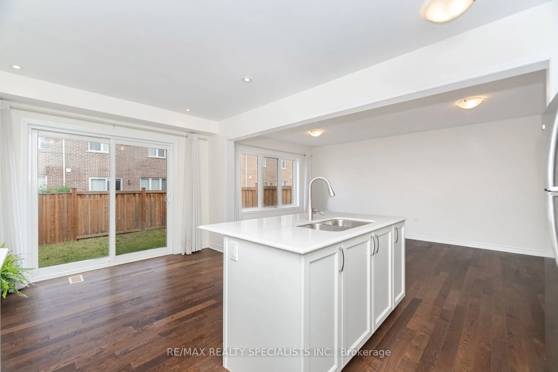 1000 Asleton Boulevard, #128