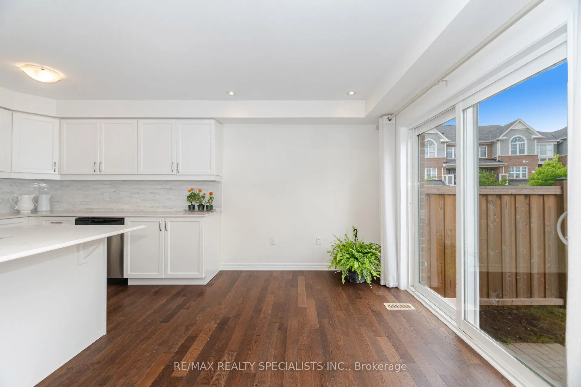 1000 Asleton Boulevard, #128