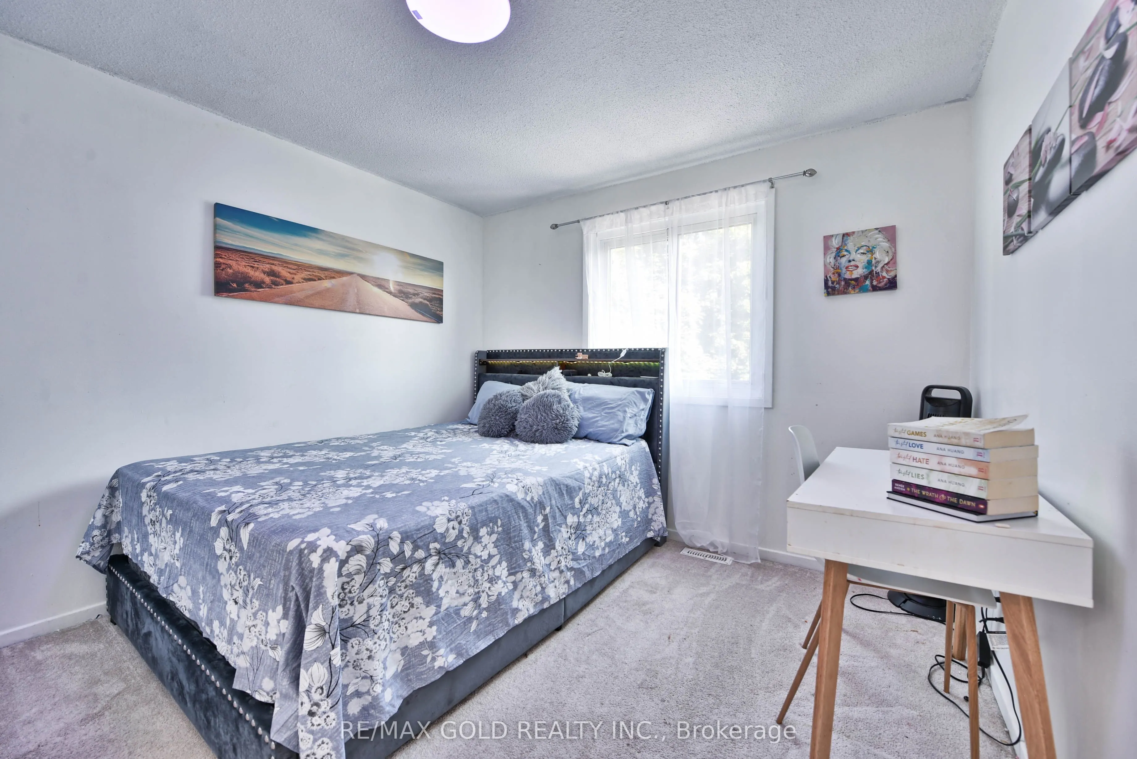54 Nottawasaga Crescent