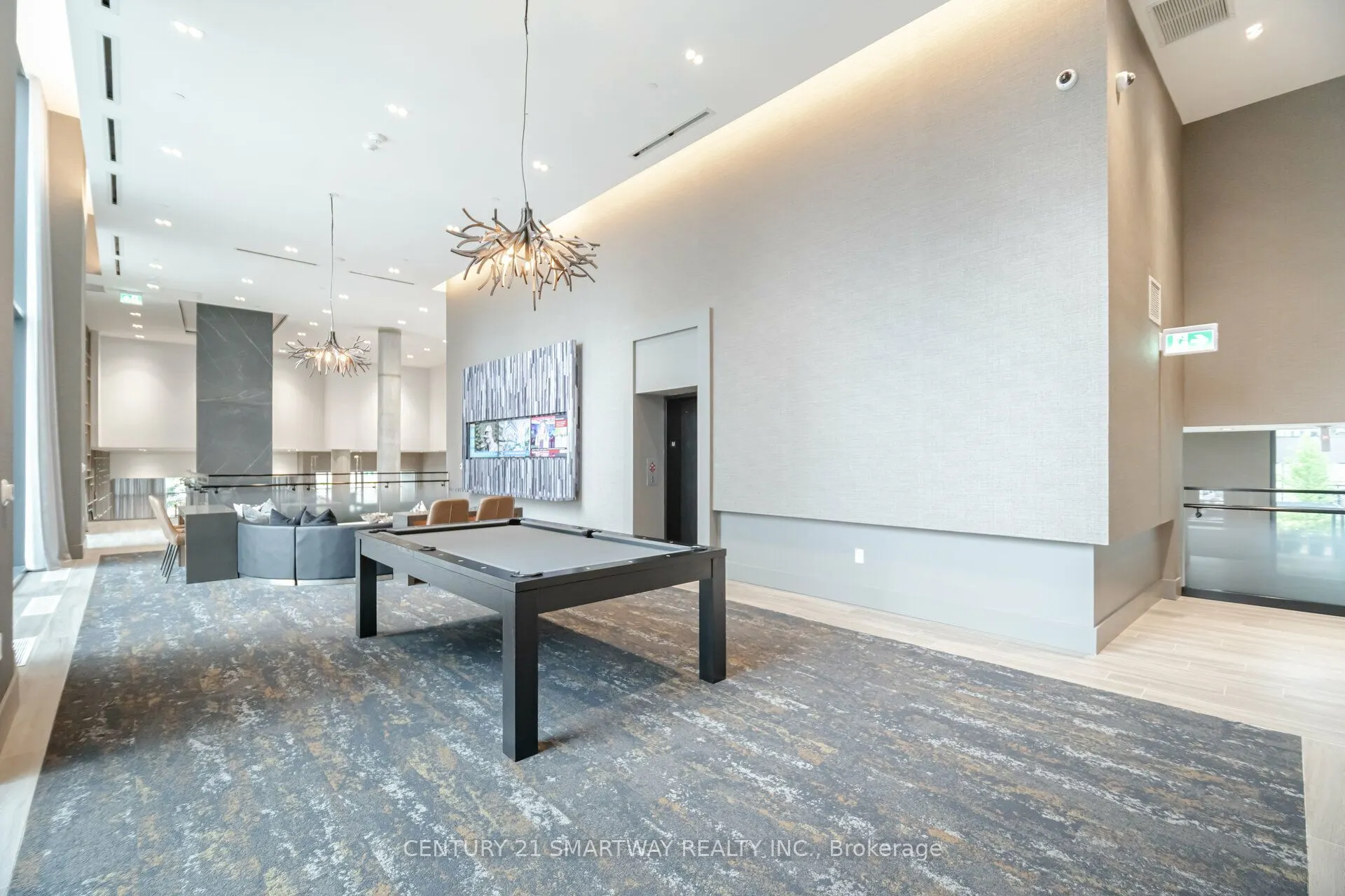 2450 Old Bronte Road, #411