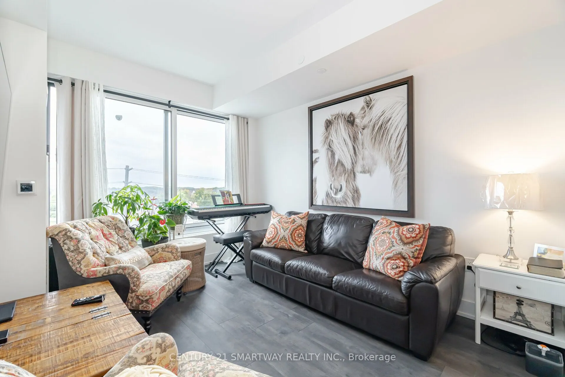 2450 Old Bronte Road, #411