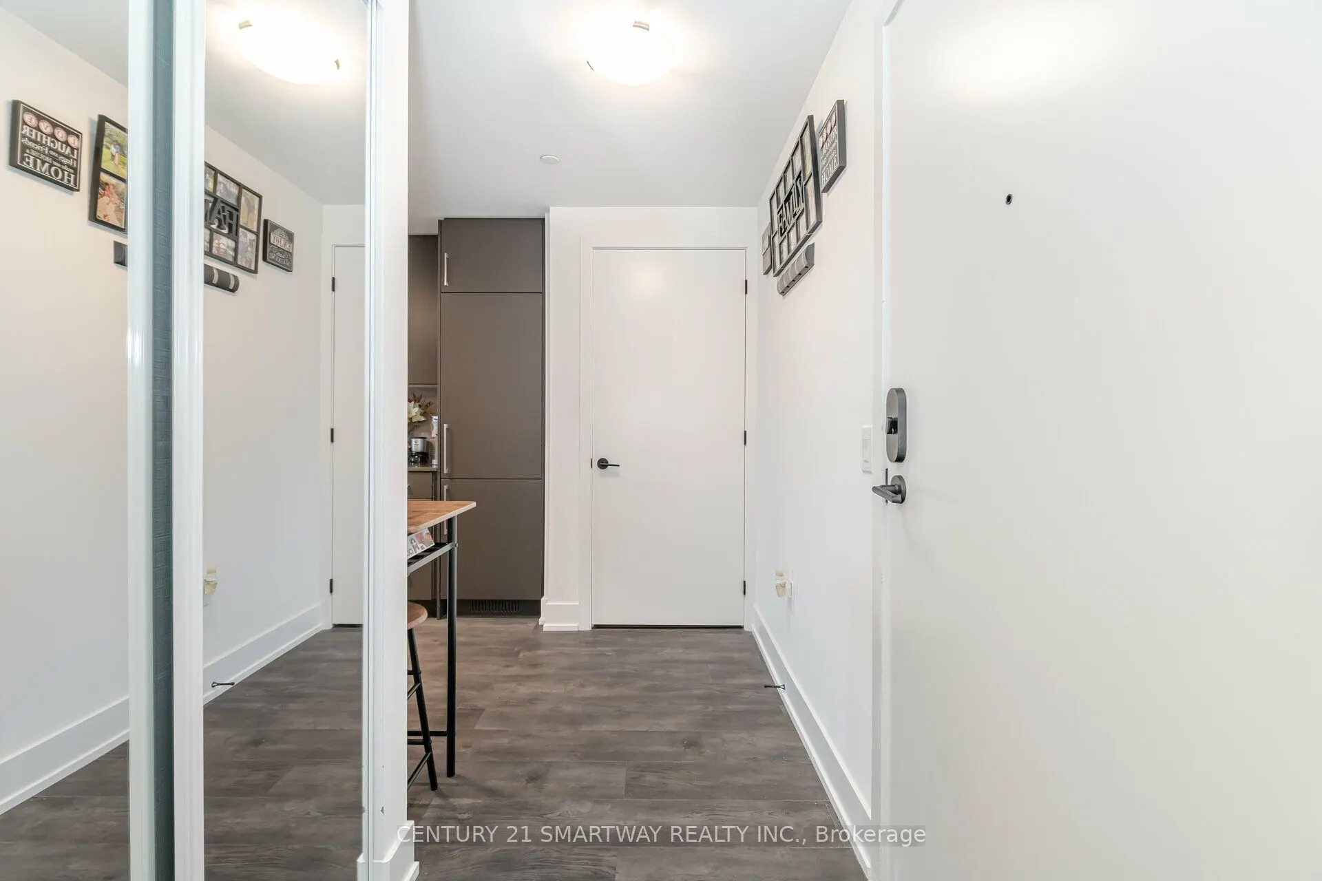 2450 Old Bronte Road, #411