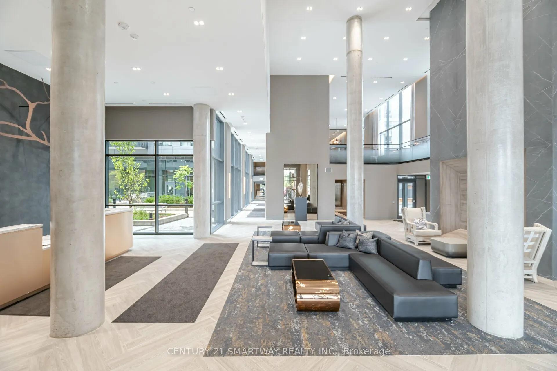 2450 Old Bronte Road, #411