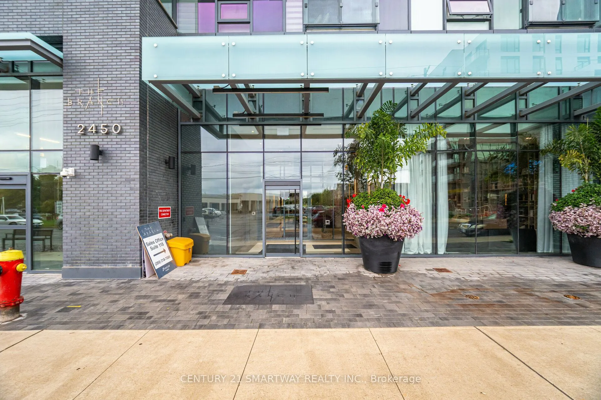 2450 Old Bronte Road, #411
