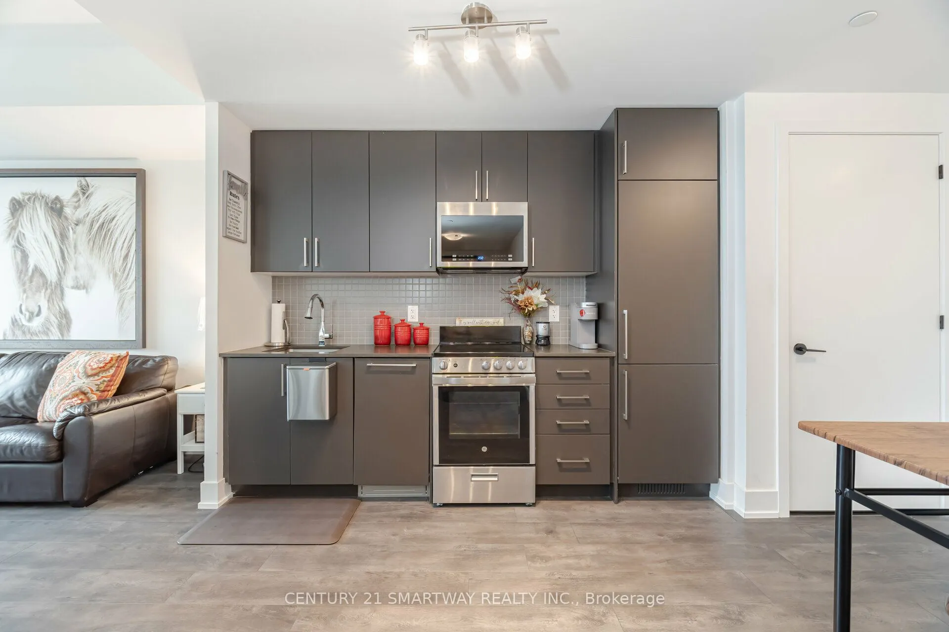 2450 Old Bronte Road, #411