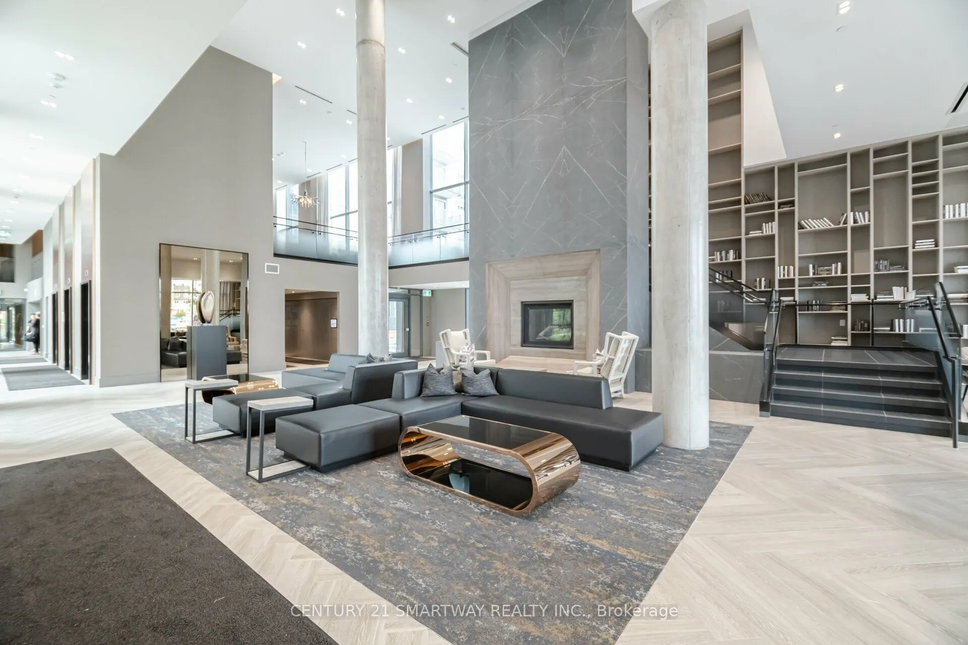 2450 Old Bronte Road, #411