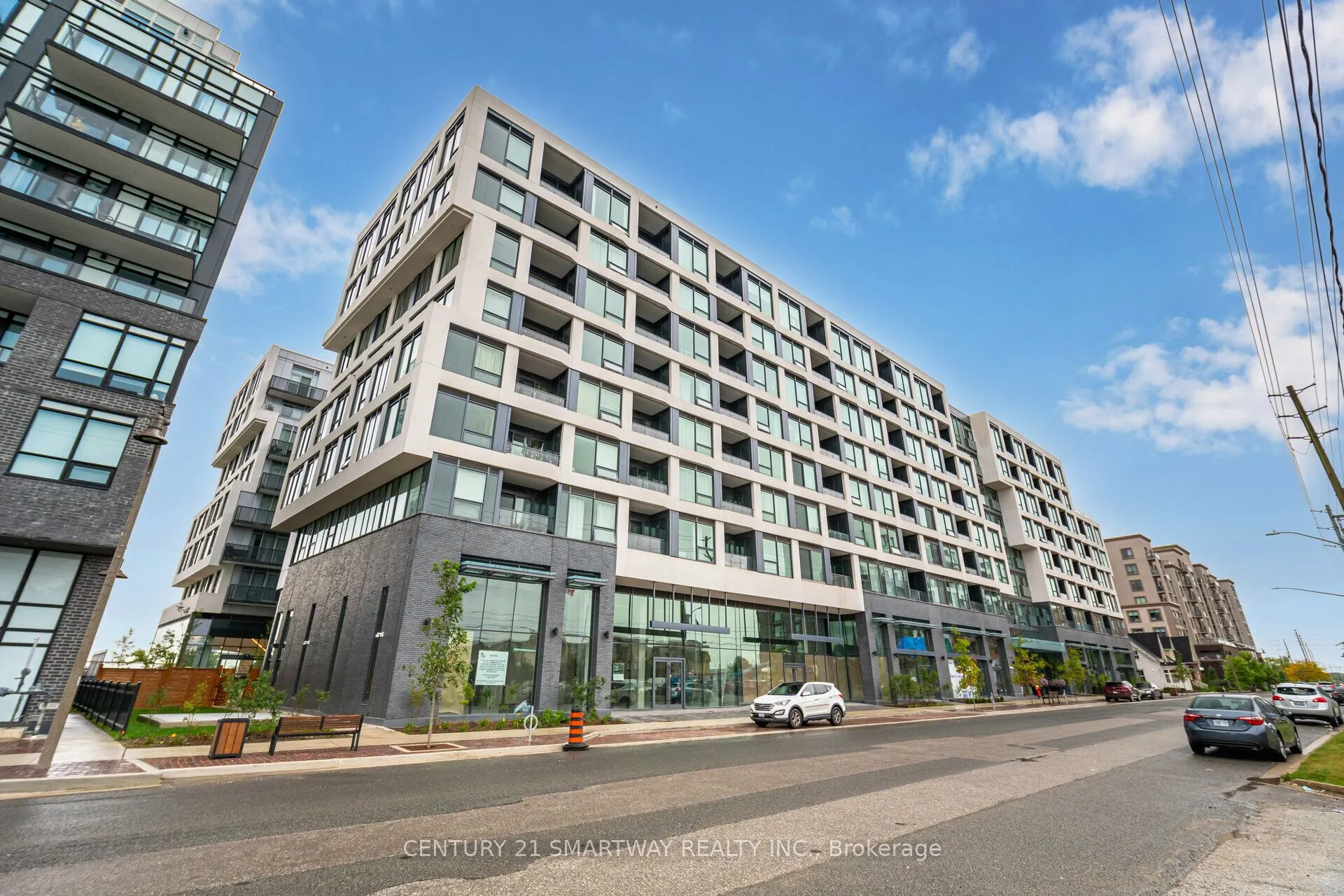 2450 Old Bronte Road, #411