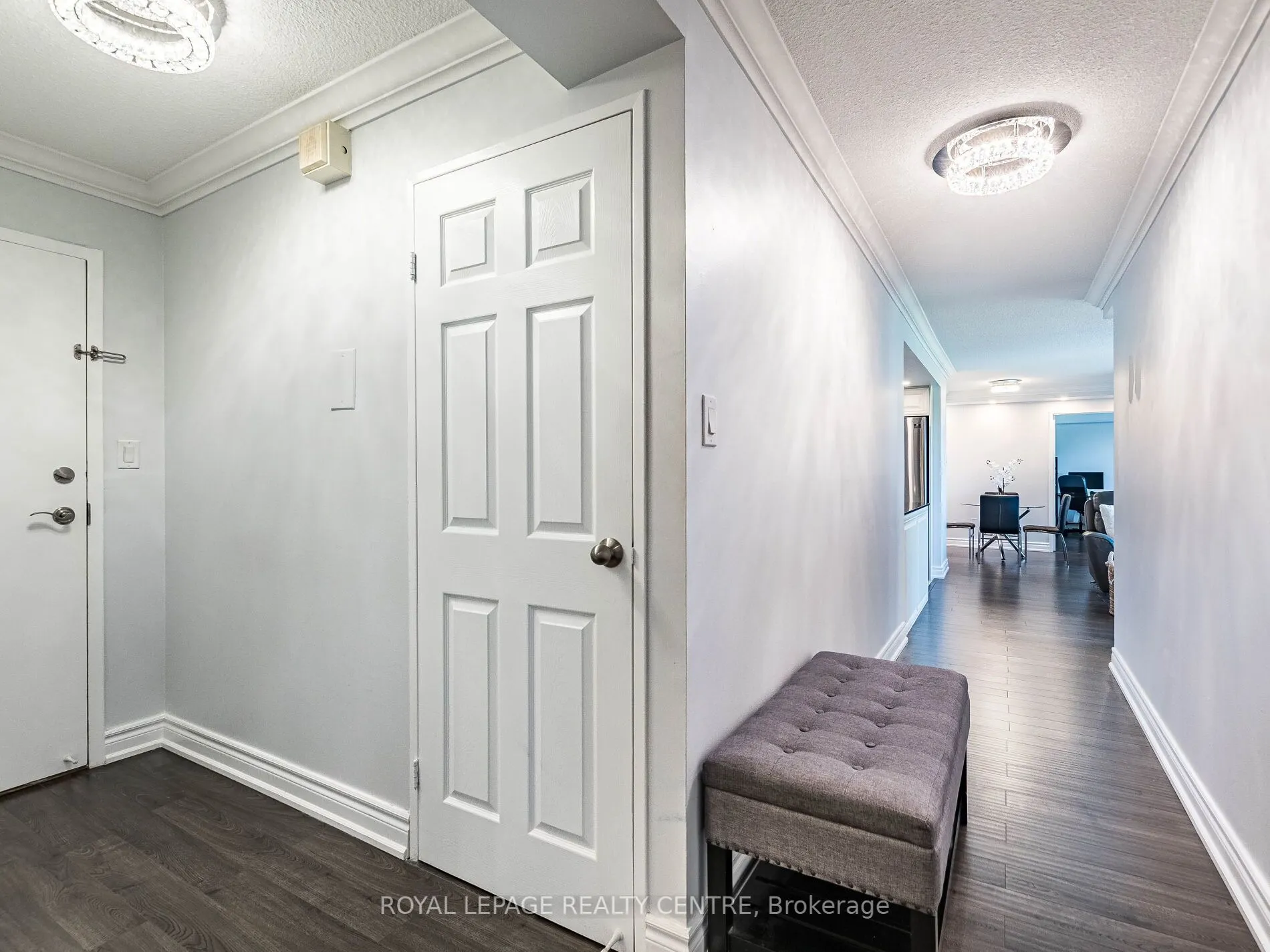 1320 Mississauga Valley Boulevard, #709