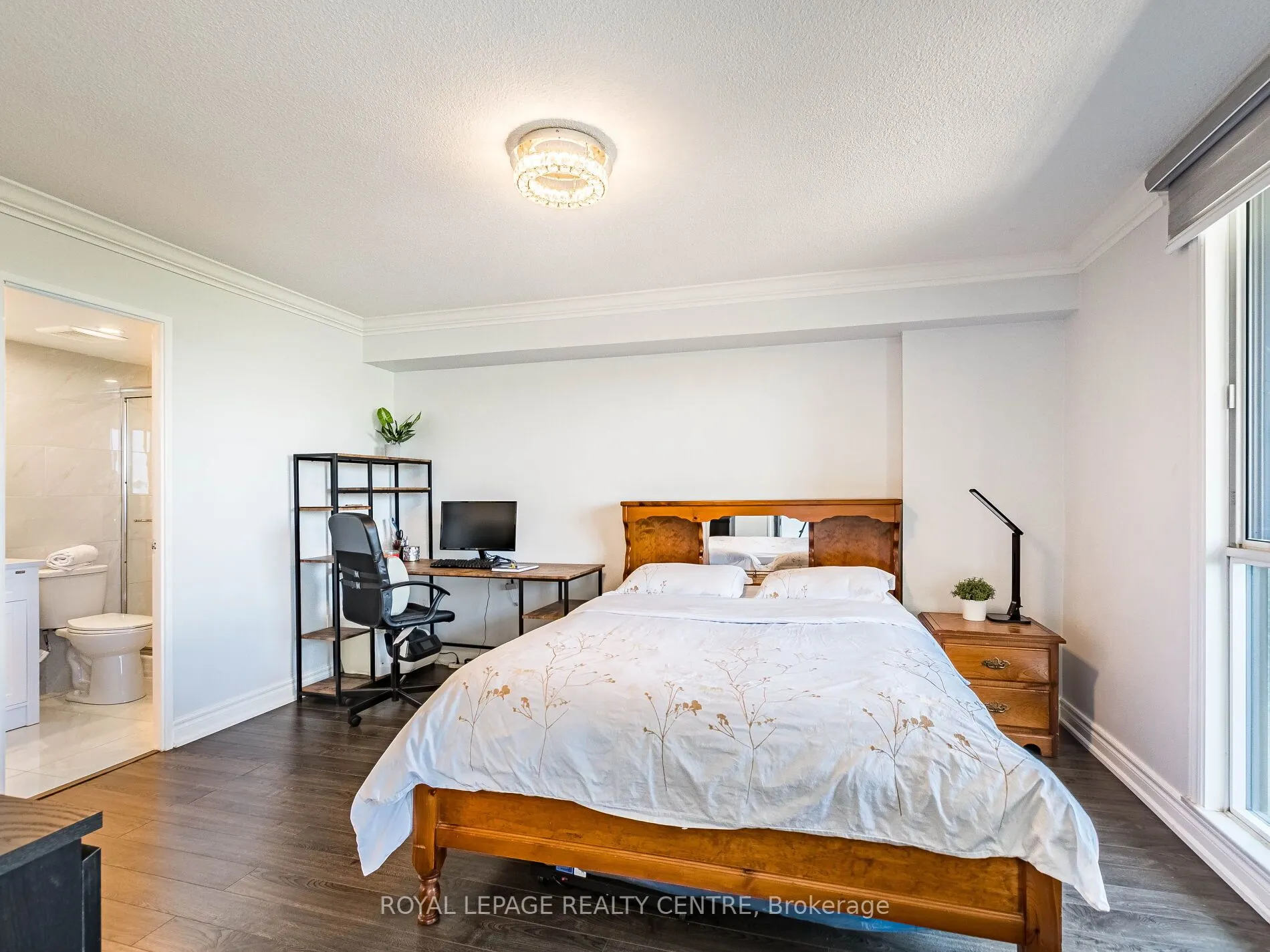 1320 Mississauga Valley Boulevard, #709