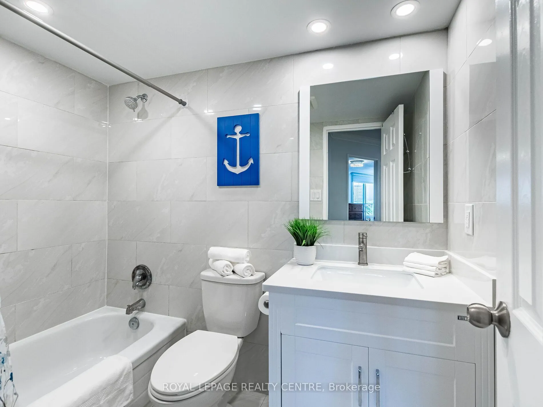 1320 Mississauga Valley Boulevard, #709