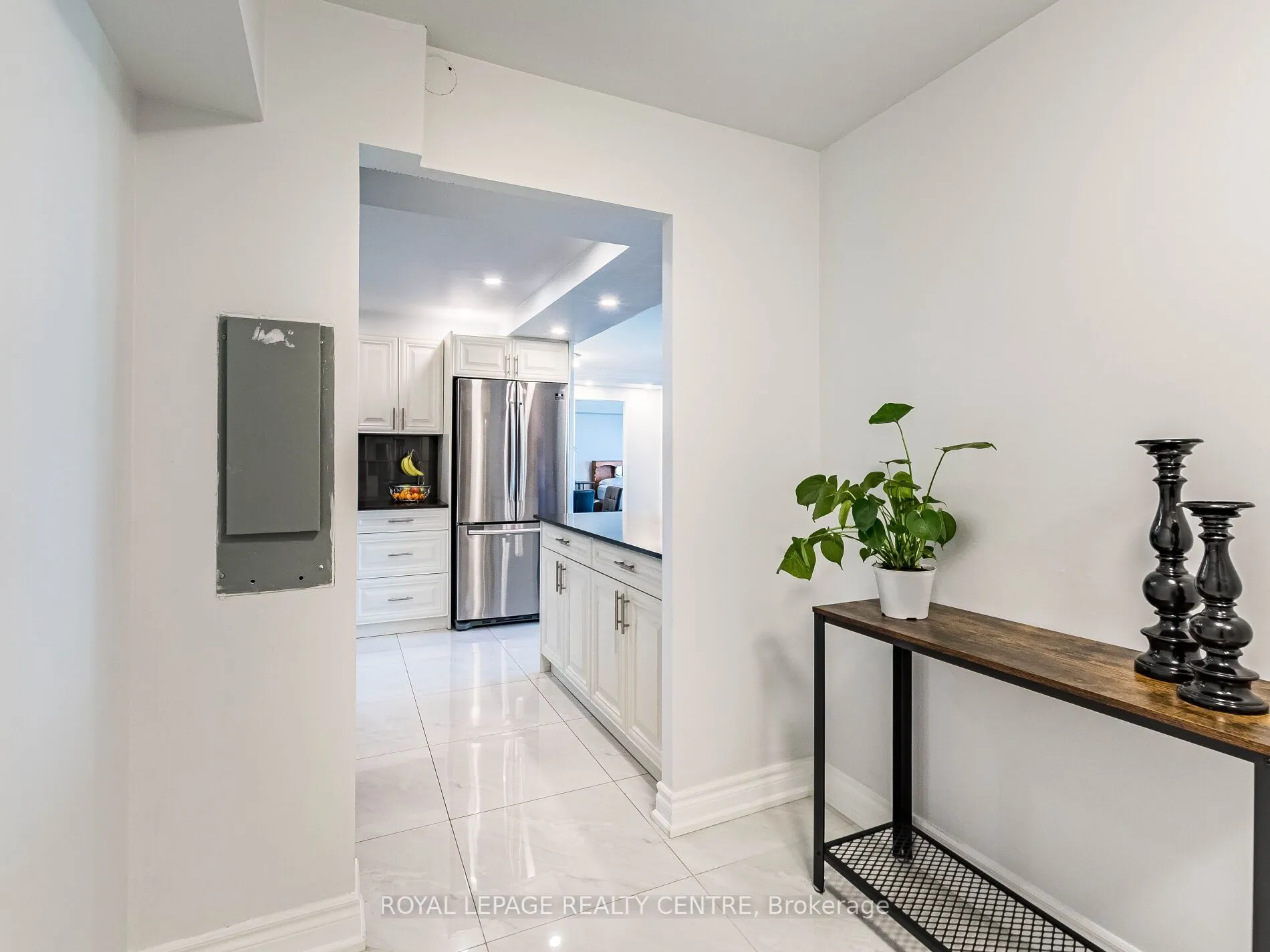 1320 Mississauga Valley Boulevard, #709