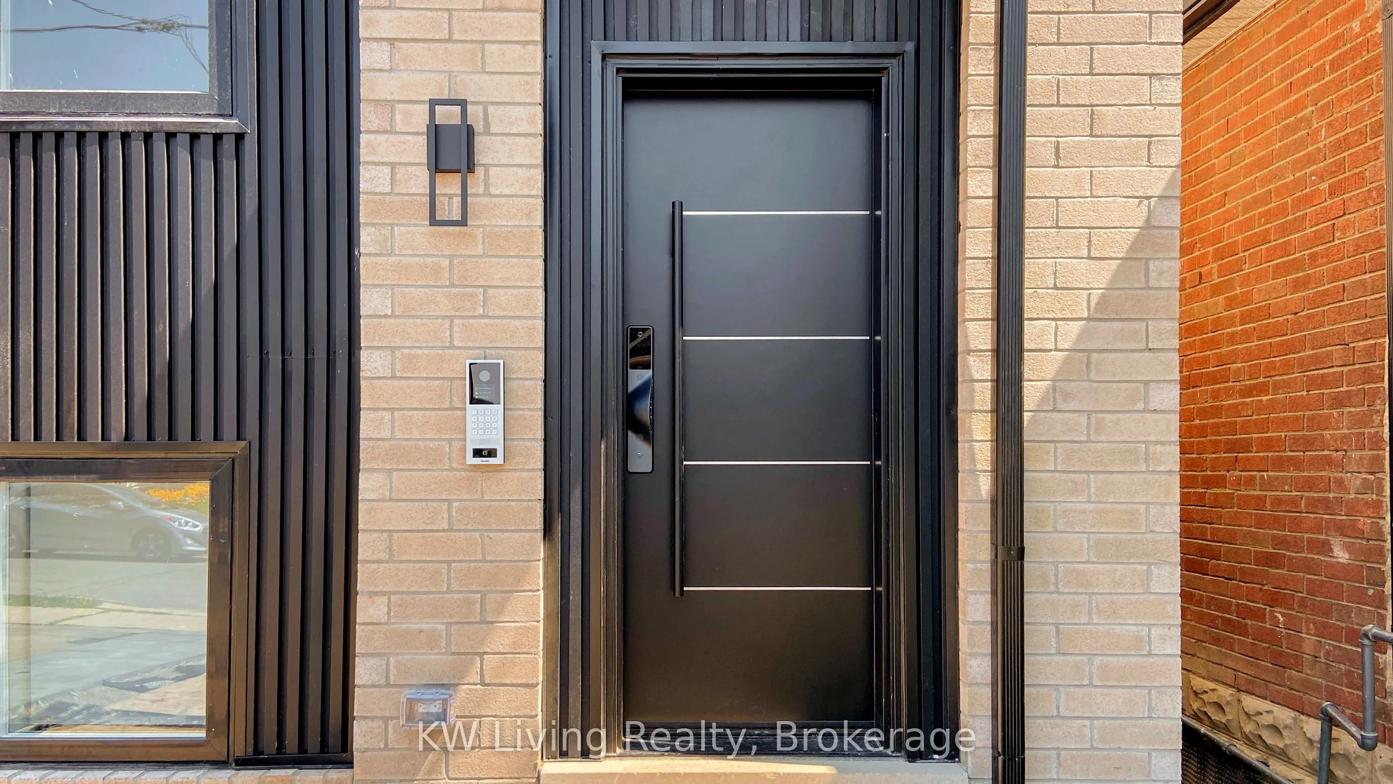 33 Kirknewton Road, #301