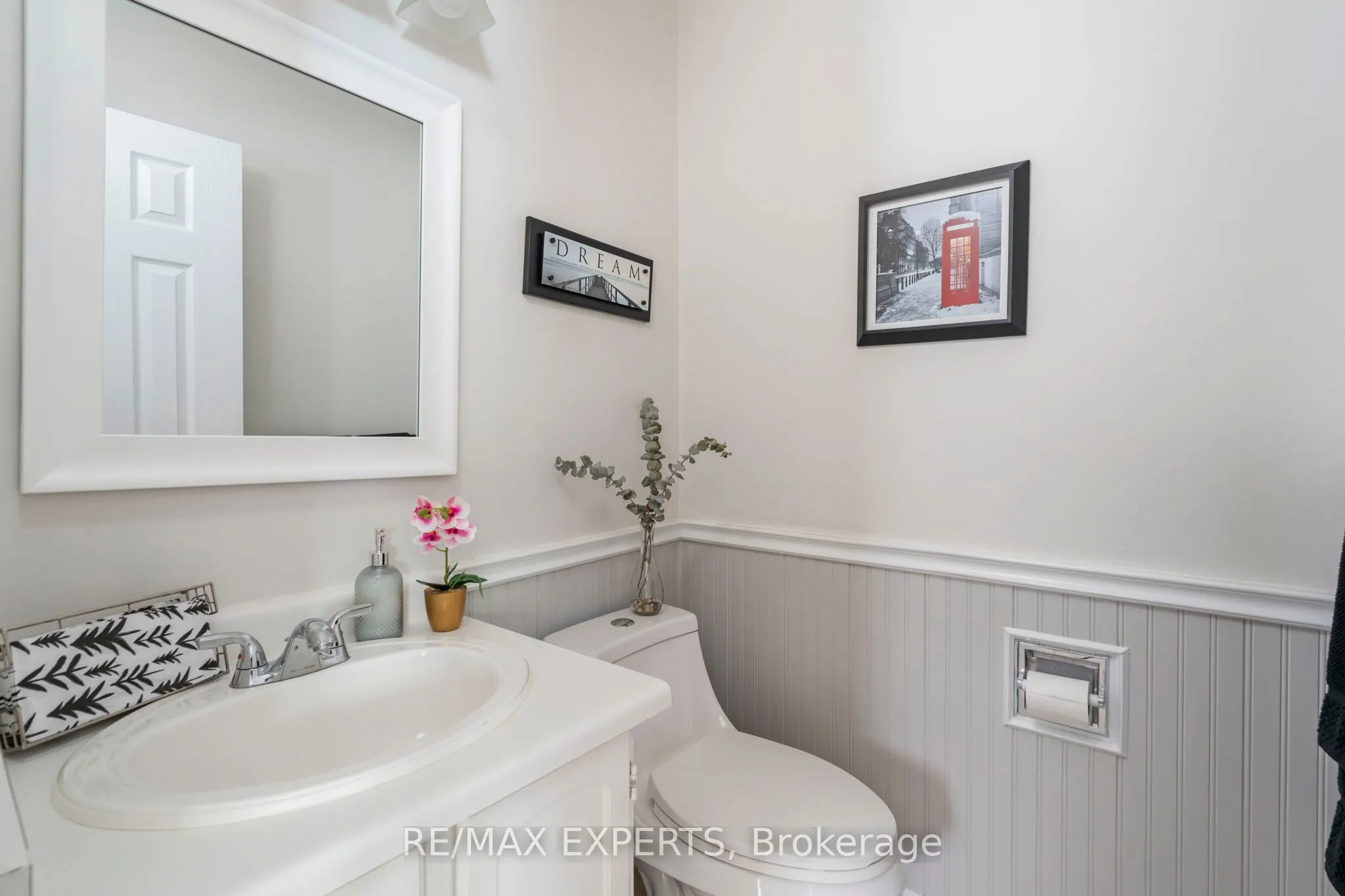 26 Langholm Court