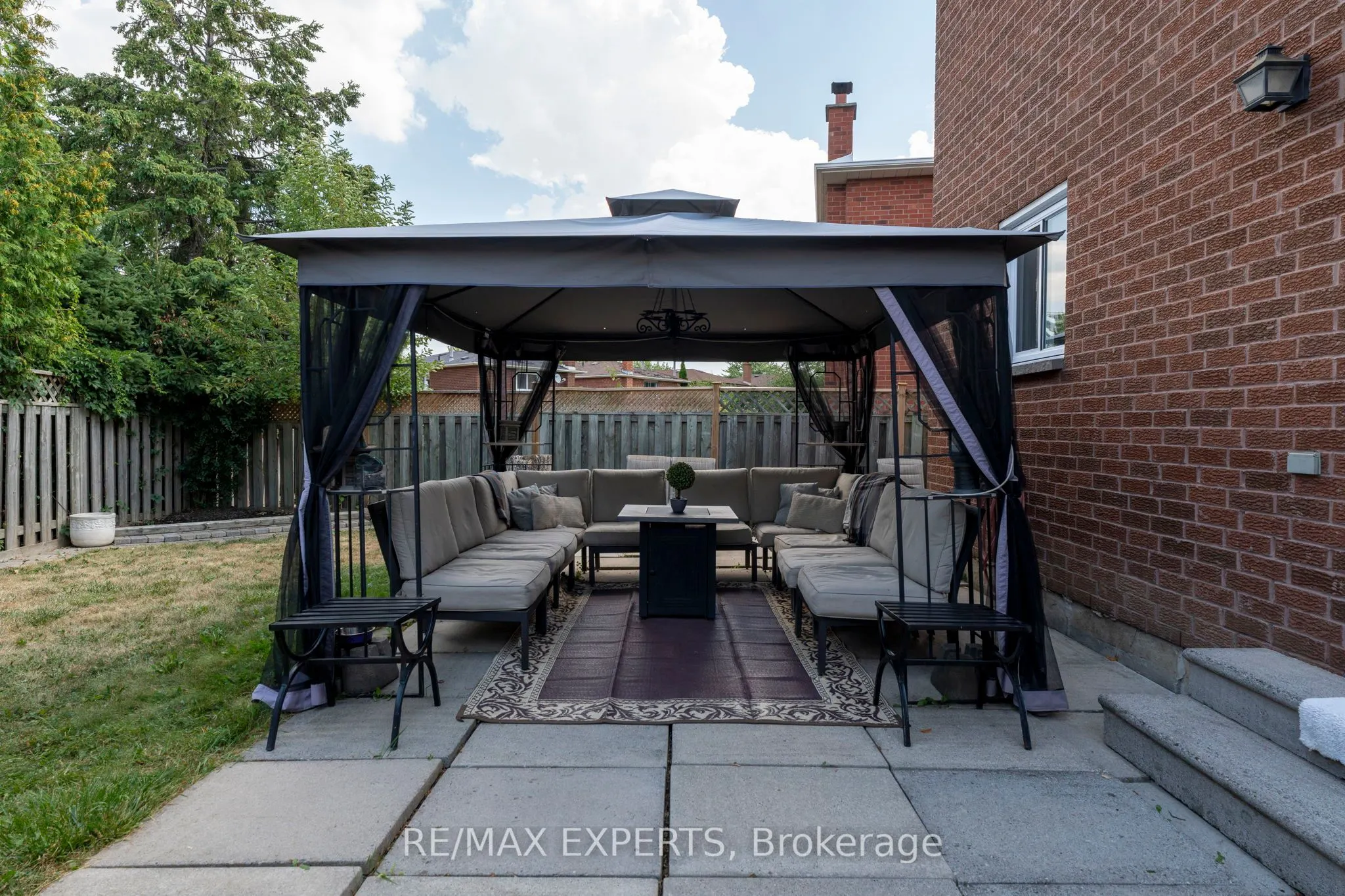 26 Langholm Court