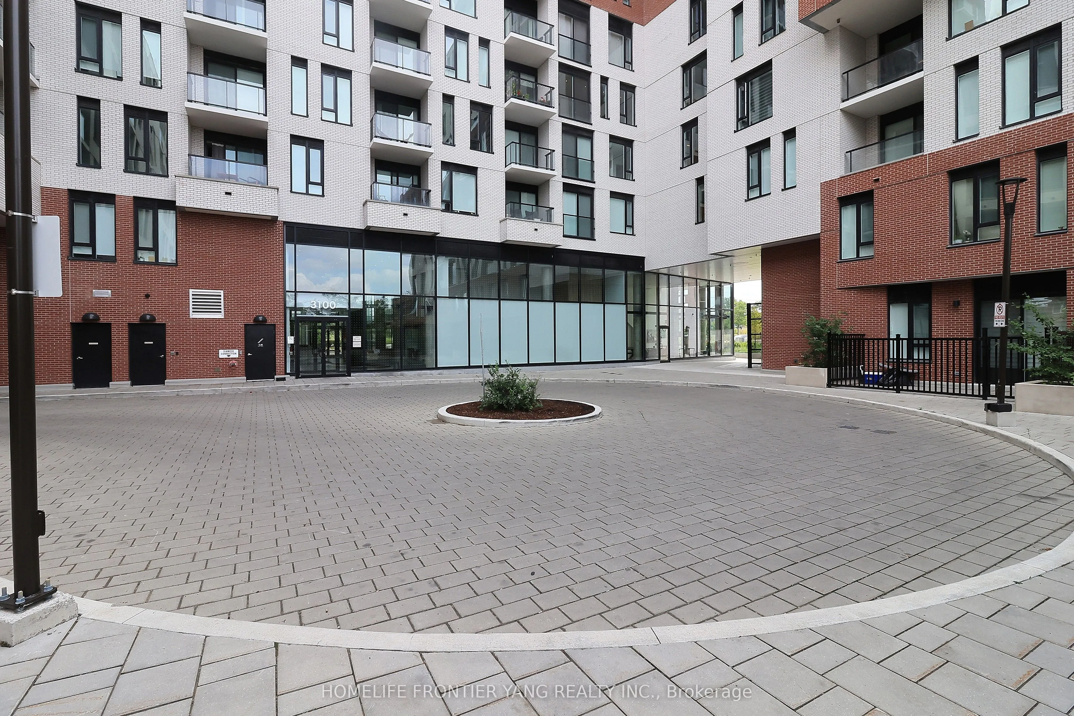 3100 Keele Street, #702